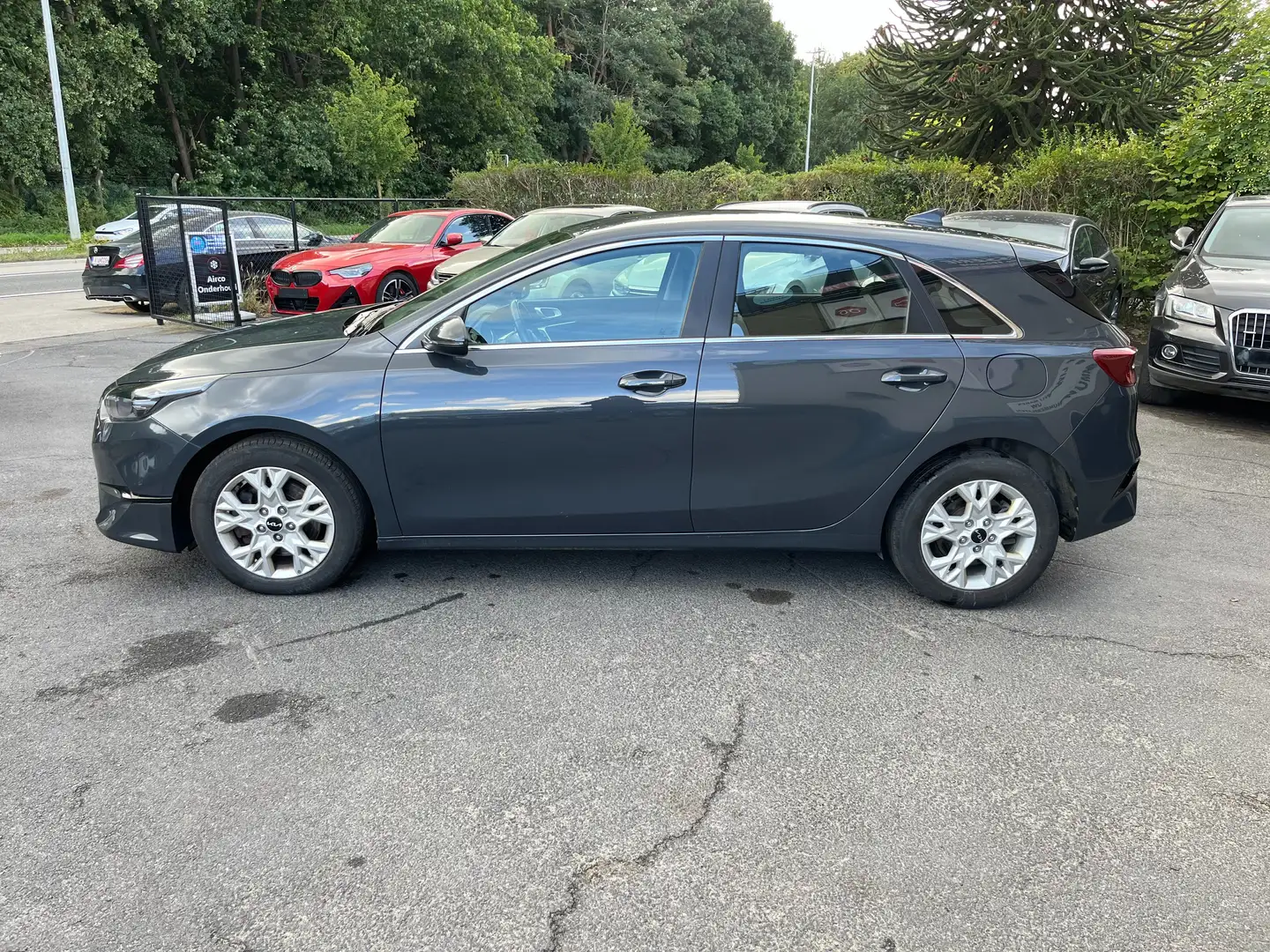 Kia Ceed / cee'd Ceed 1.6 CRDi (48V Mild-Hybrid) Vision Grau - 2