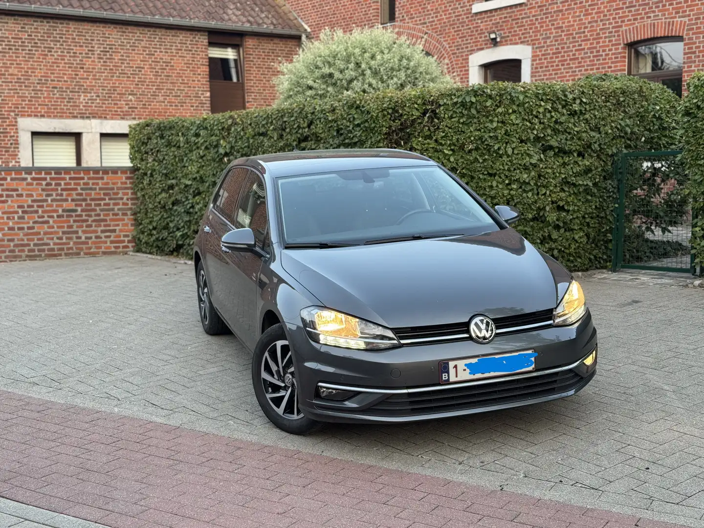 Volkswagen Golf Golf 1.0 TSI Join OPF (EU6.2) Grijs - 1