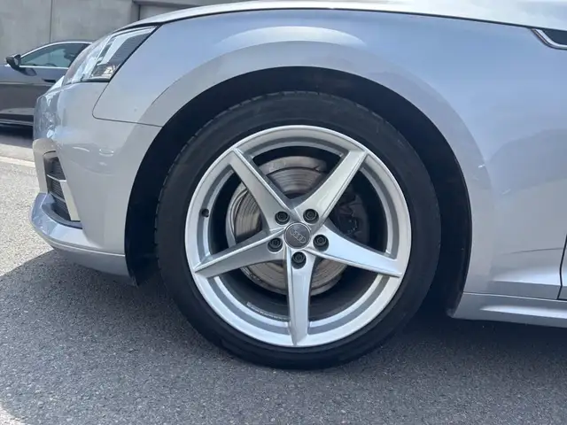 Audi A5 view 8