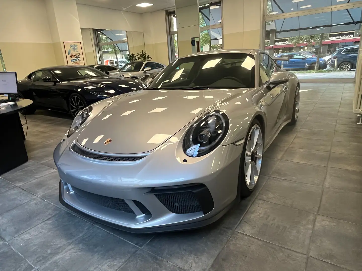 Porsche 911 Carrera 991 2016  Coupe 4.0 GT3 manuale Argent - 2