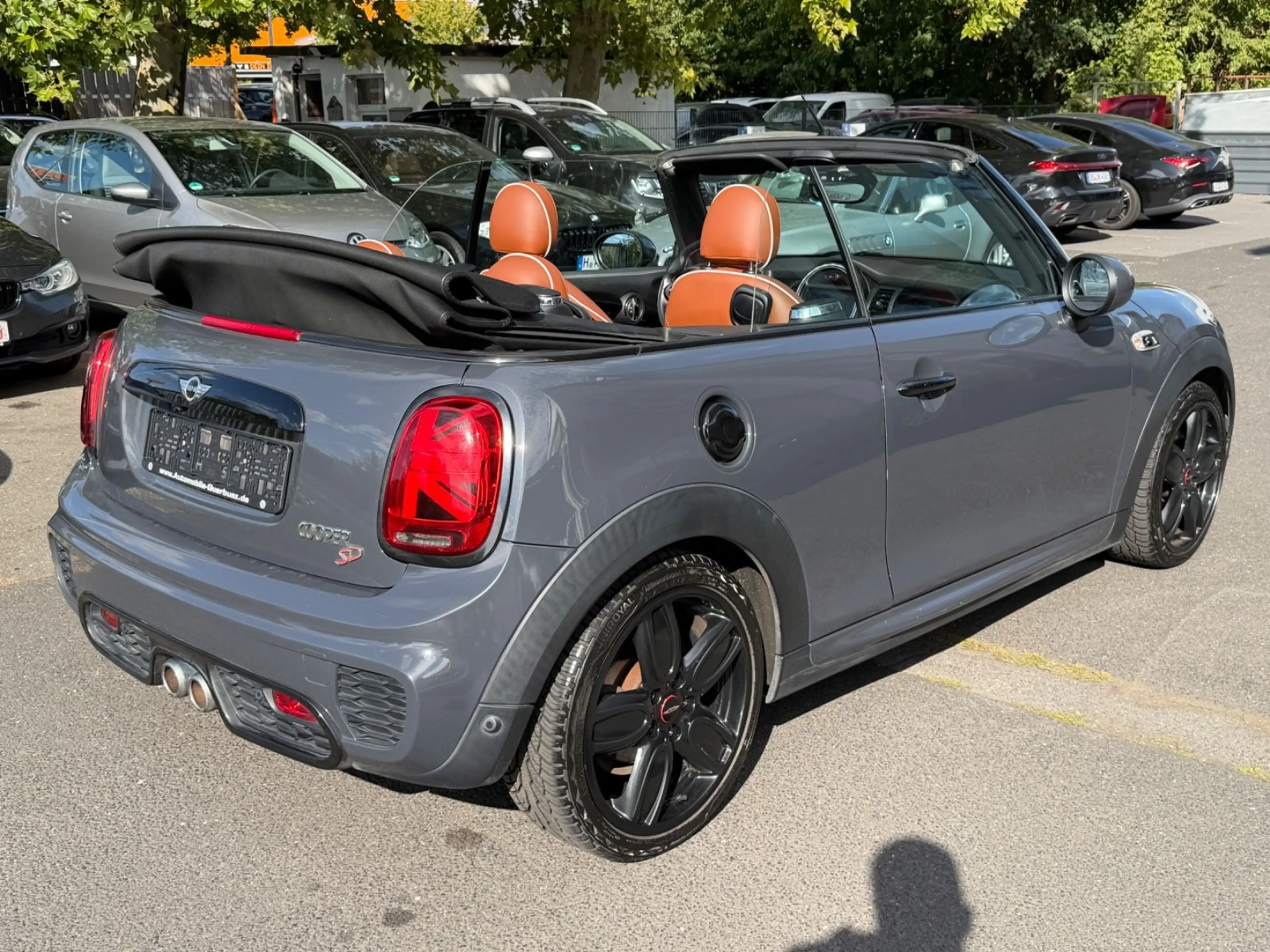 MINI Cooper SD Cabrio LEDER~NAVI~LED~RFK~EU6 — photo 5
