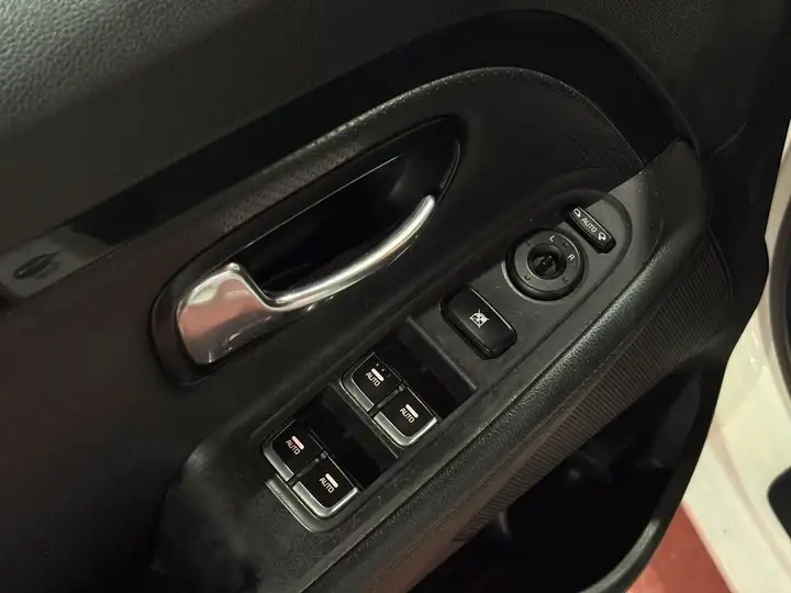 Kia Carens 1.7 CRDi Drive 2014, foto 21