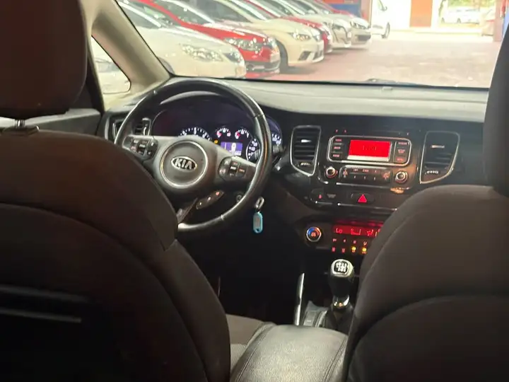 Kia Carens 1.7 CRDi Drive 2014, foto 17
