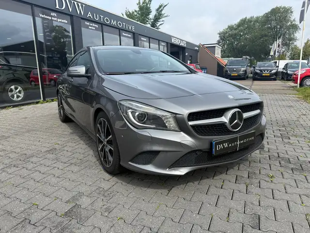 Mercedes-Benz CLA view 5