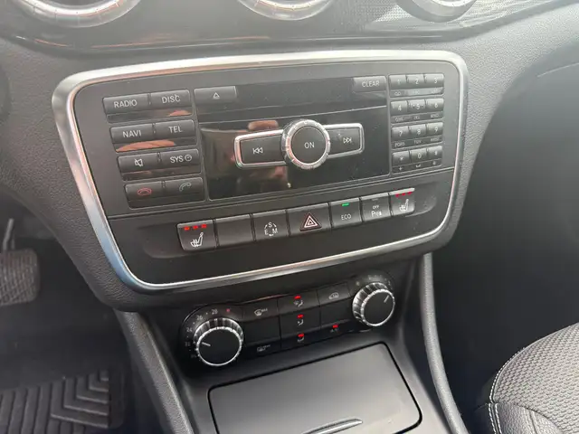 Mercedes-Benz CLA view 11