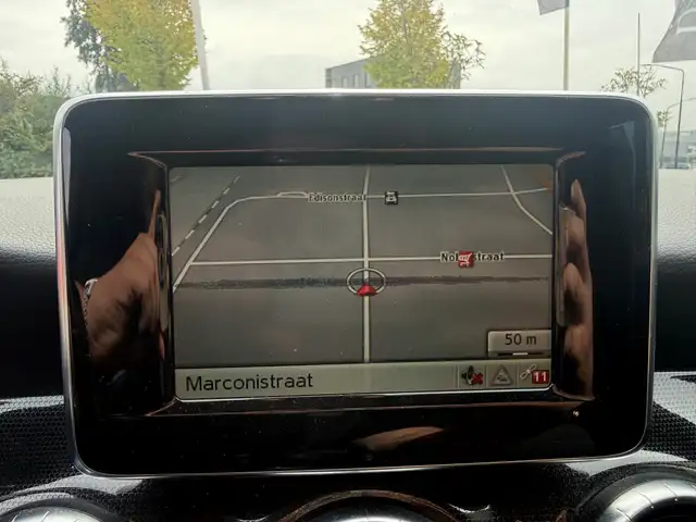 Mercedes-Benz CLA view 12