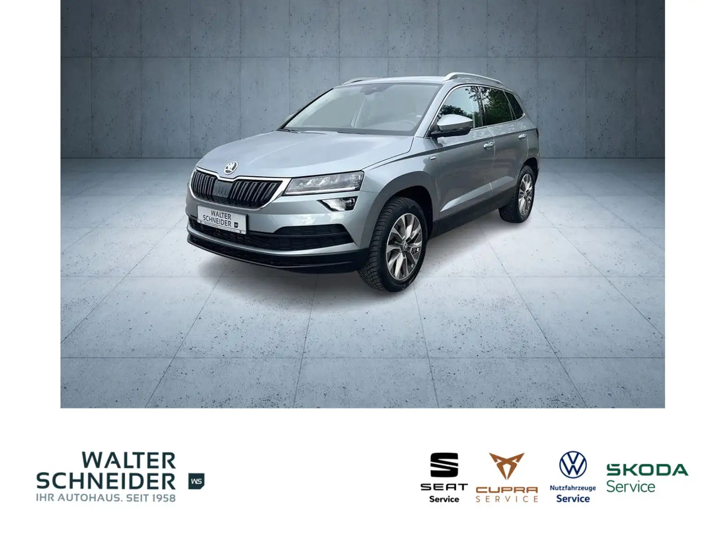 Skoda Karoq 2.0 TDI DSG 4x4 Clever AHK Navi LED Grigio - 1