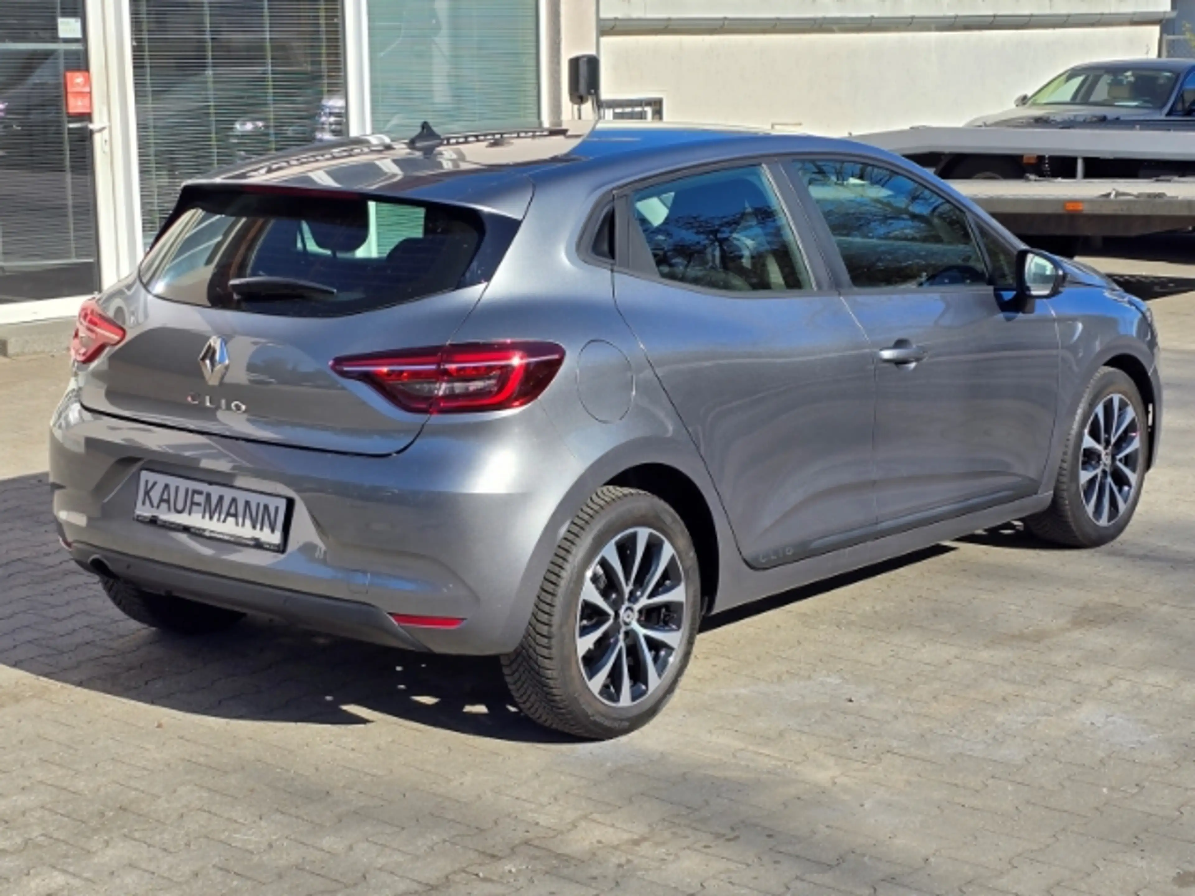 Renault Clio V Equilibre 1.0 TCe 90 EU6d — photo 4