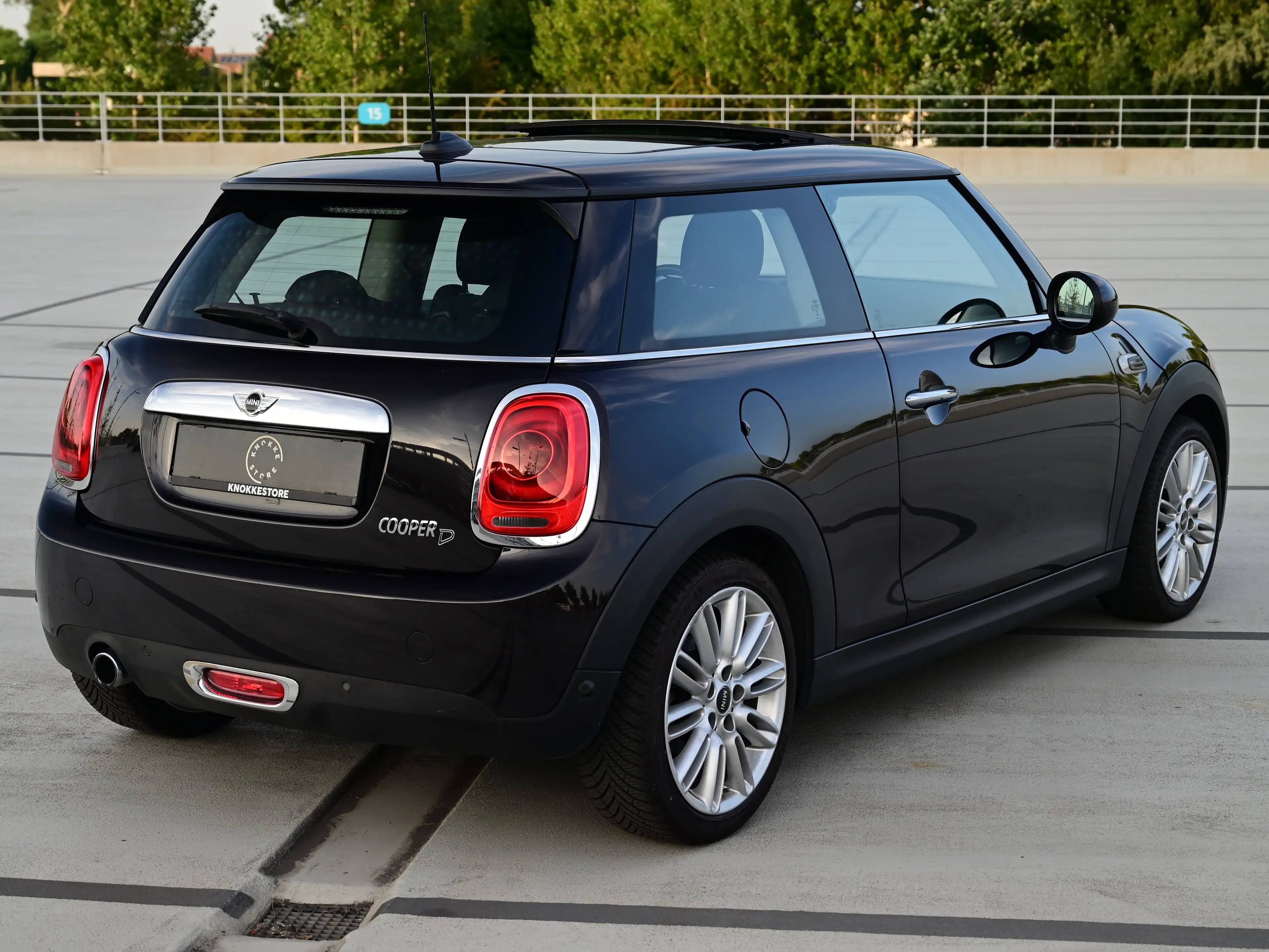 MINI Cooper D SUNROOF / LED / NAVI / SPORTSEATS / — photo 7