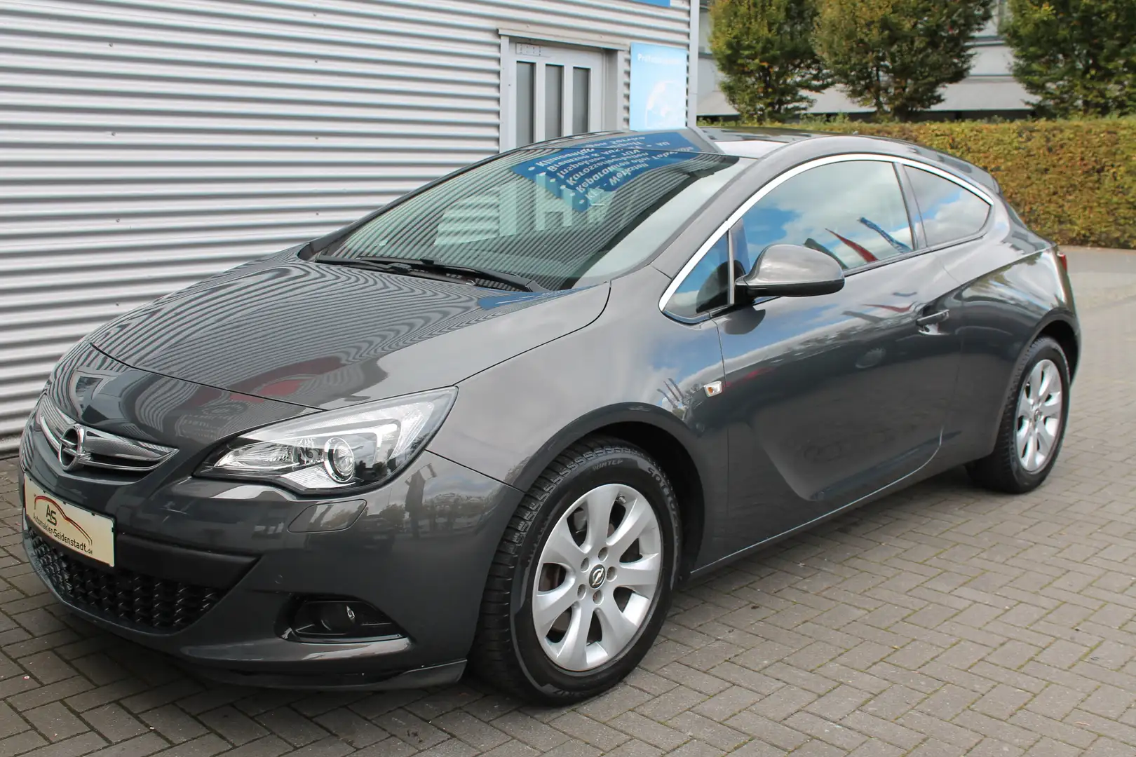 Opel Astra GTC ,Navigation, Lenkrad+Sitzheizung Neu TÜV Gris - 2