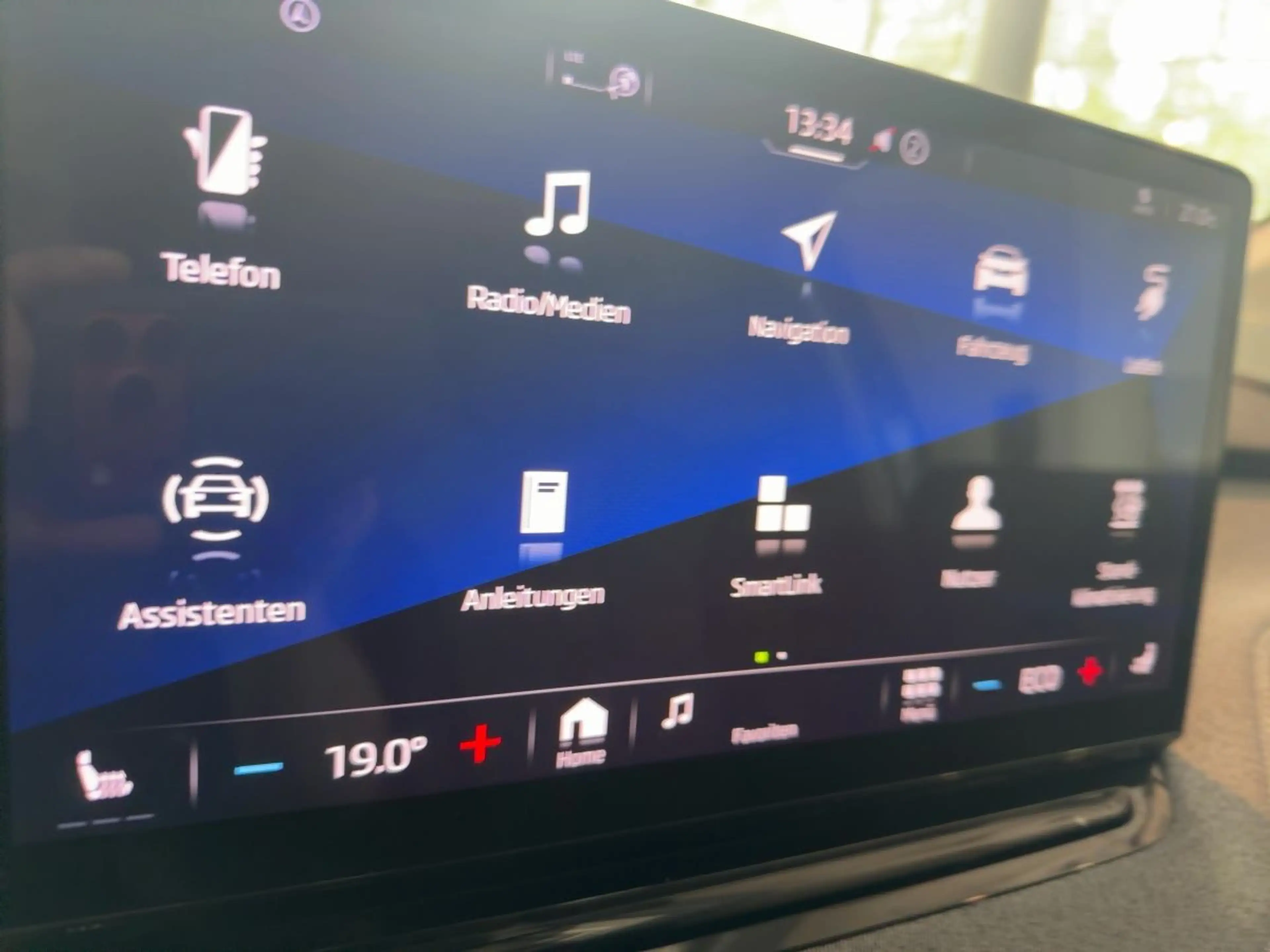 Skoda Enyaq iV 80 Loft NAVI LED 82kWh STHZG — photo 10