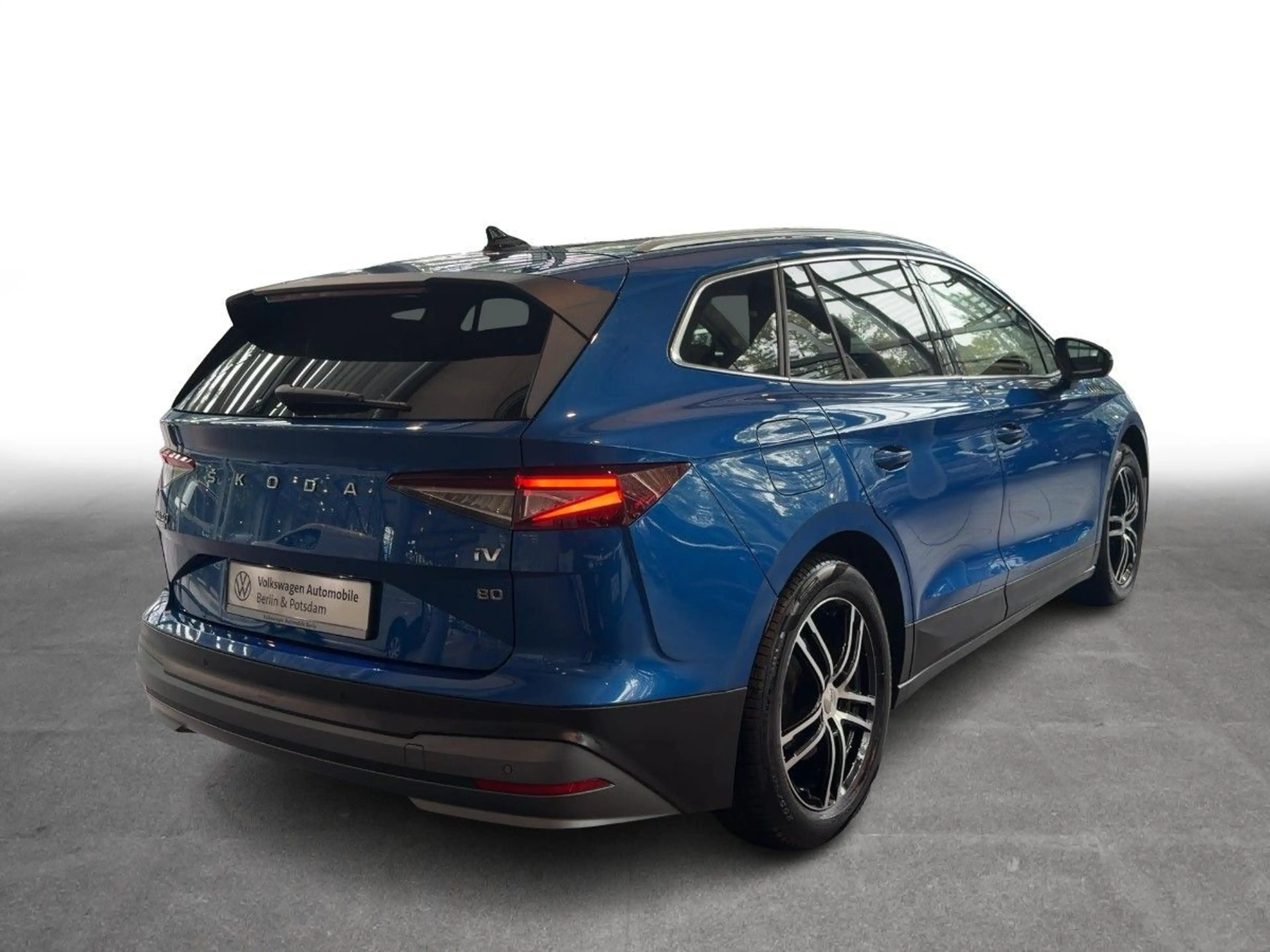 Skoda Enyaq iV 80 Loft NAVI LED 82kWh STHZG — photo 4