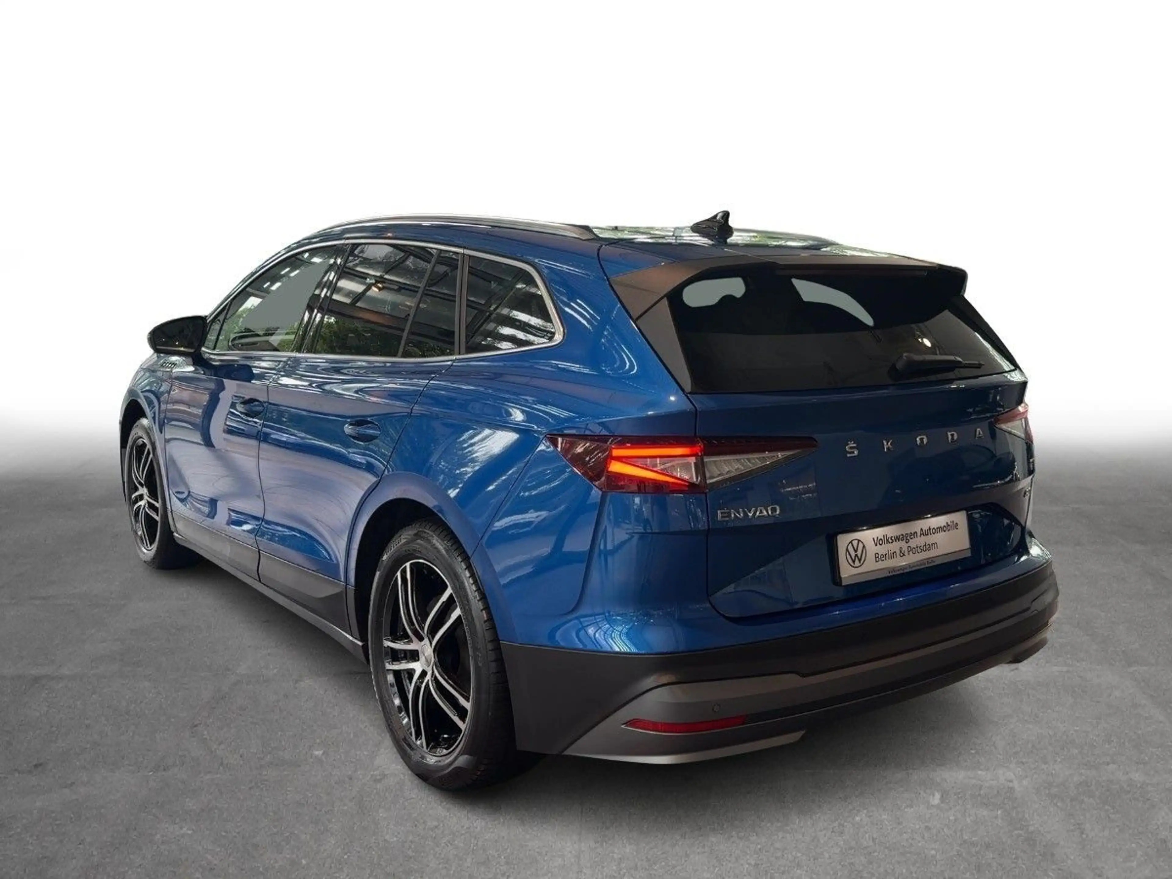 Skoda Enyaq iV 80 Loft NAVI LED 82kWh STHZG — photo 3