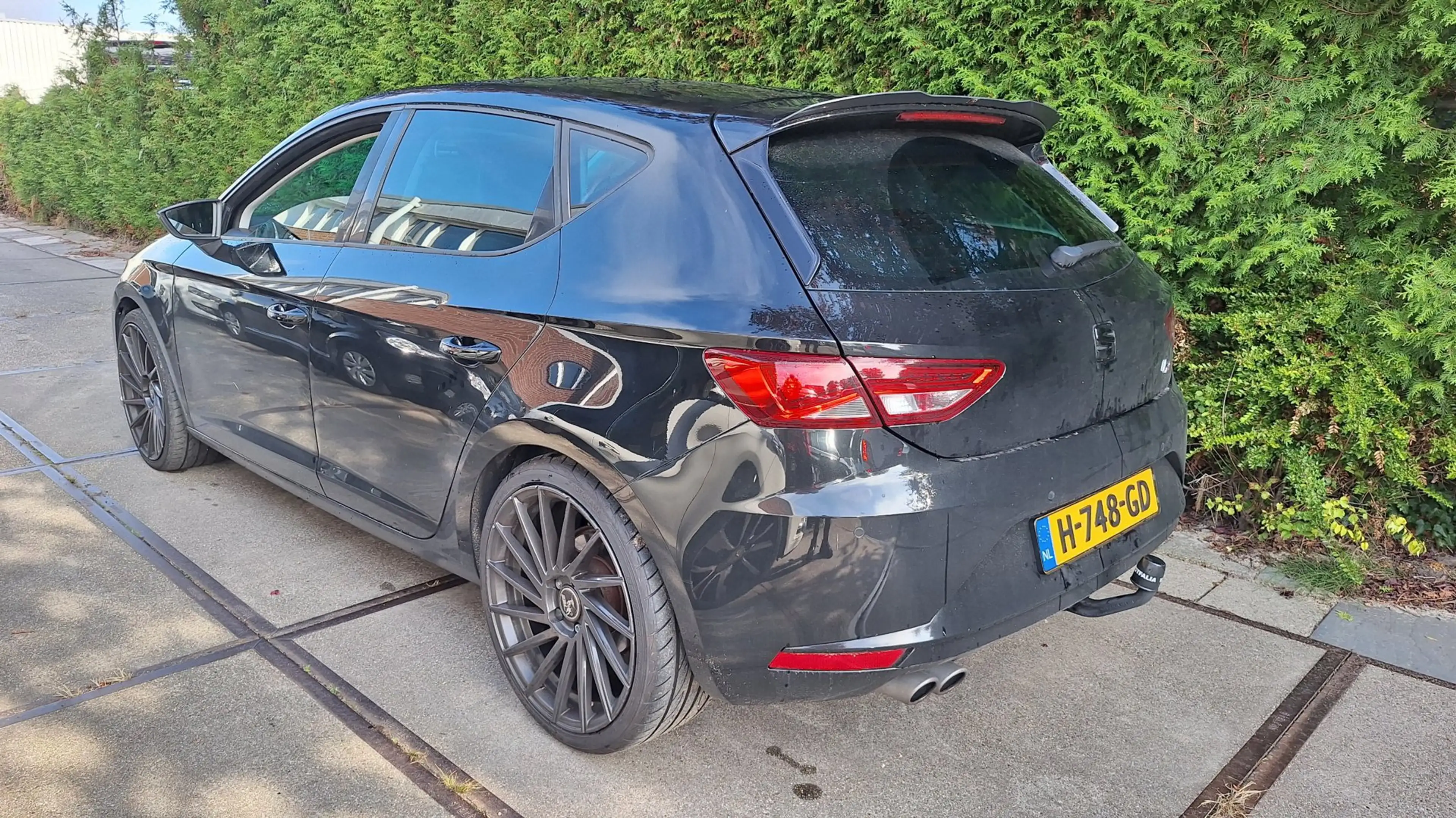 SEAT Leon 2.0 TDI FR AUTOMAAT — photo 2