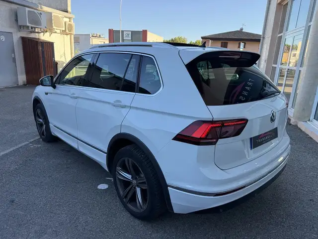 Volkswagen Tiguan view 7