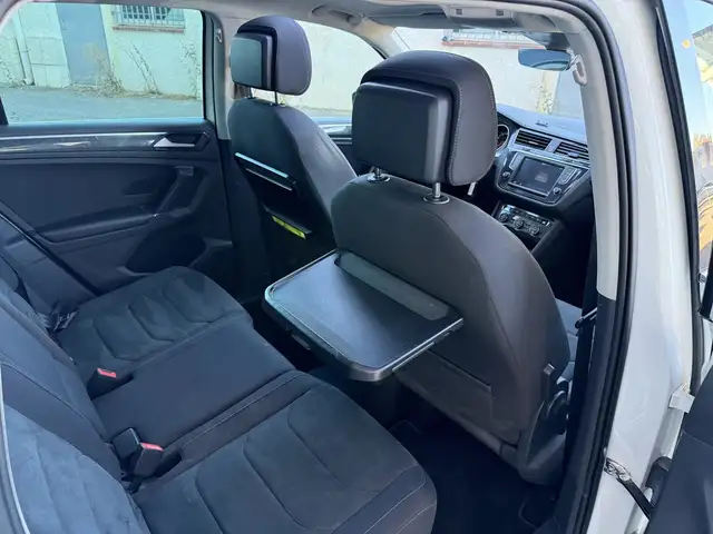 Volkswagen Tiguan view 14