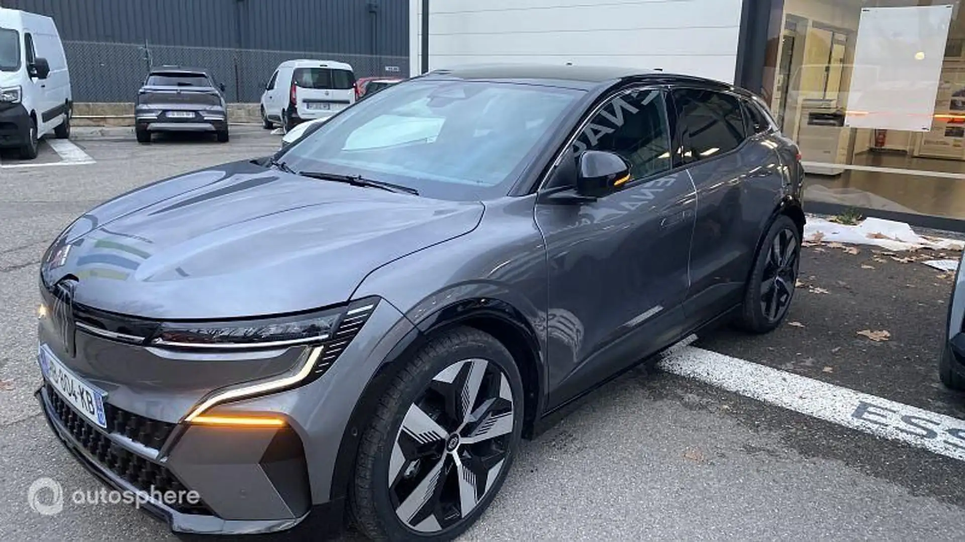 Renault Megane E-Tech Electric 220ch Techno autonomie confort -24 - 1