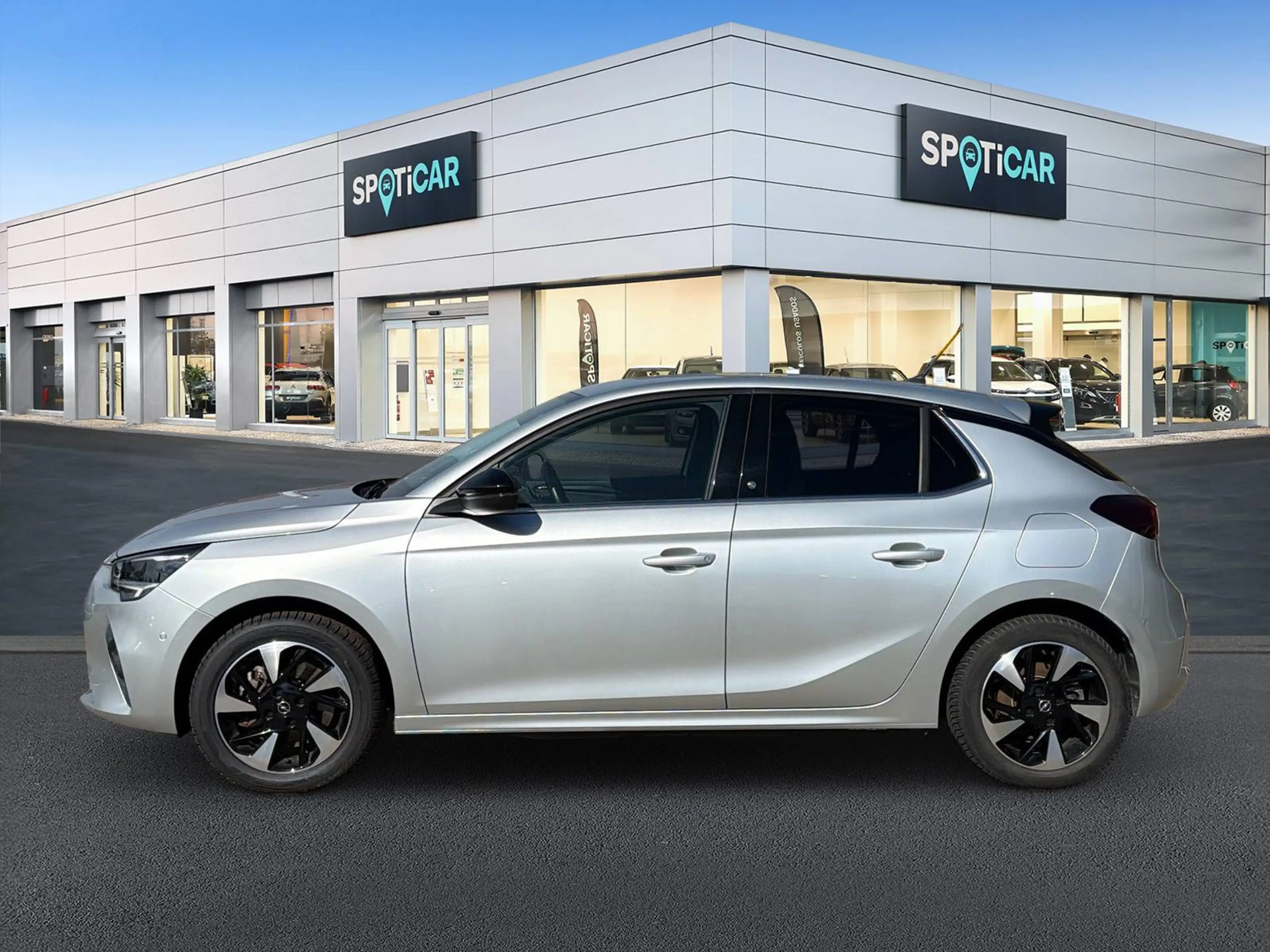 Opel Corsa-e e Elegance — photo 2