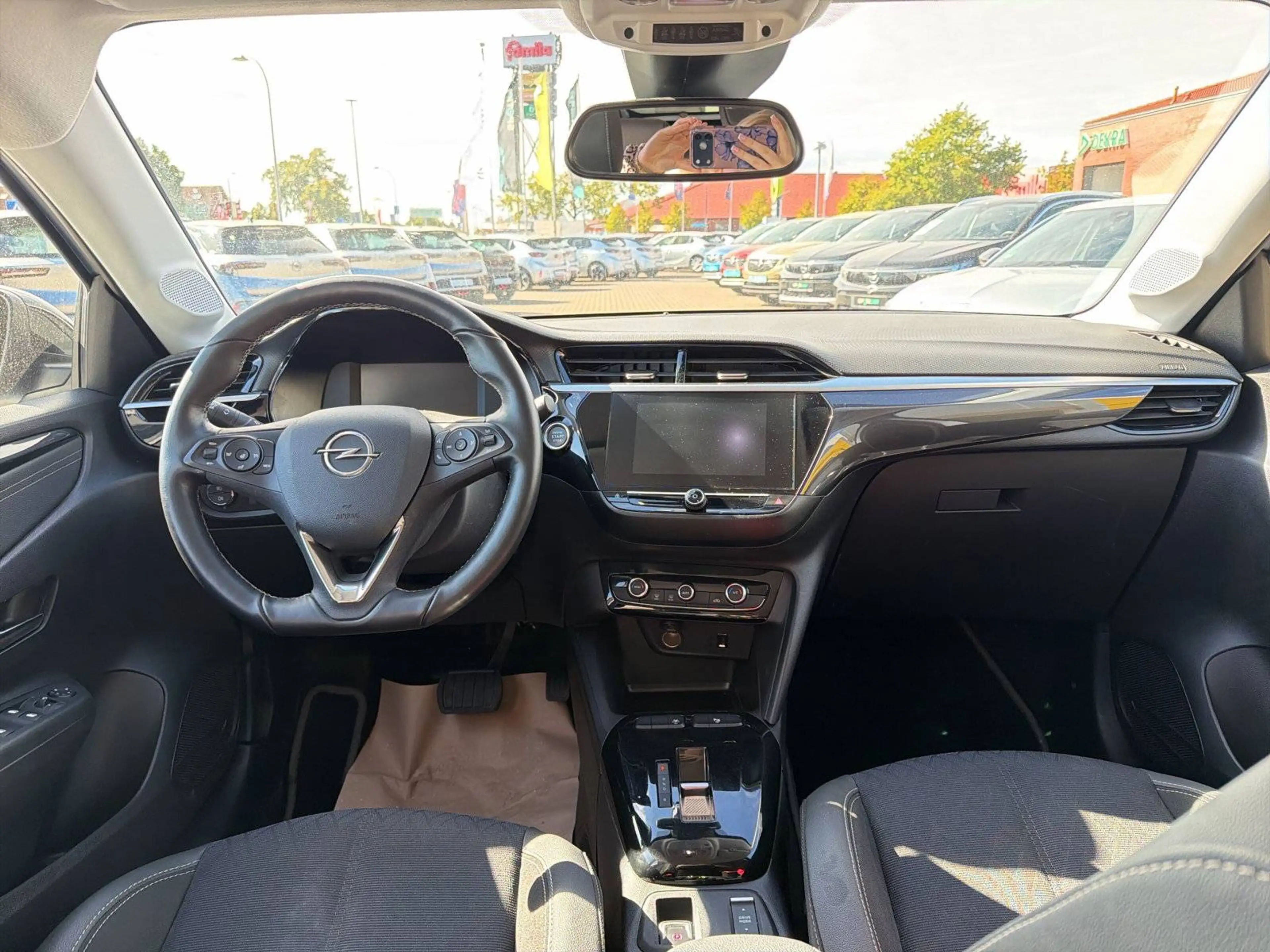 Opel Corsa-e e Elegance — photo 14