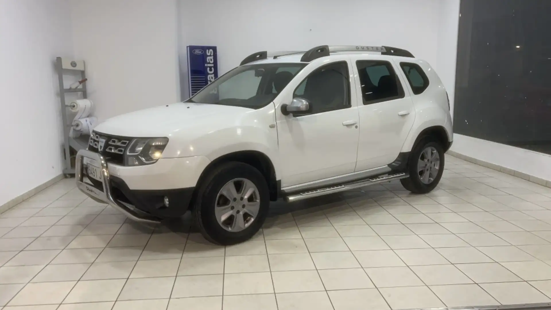 Dacia Duster 1.5dCi Ambiance 4x2 110 Blanc - 1