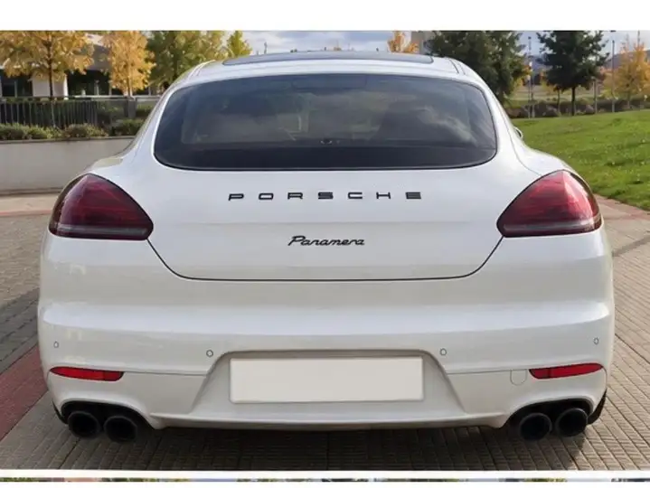 Porsche Panamera Diesel Edition 2015, foto 2