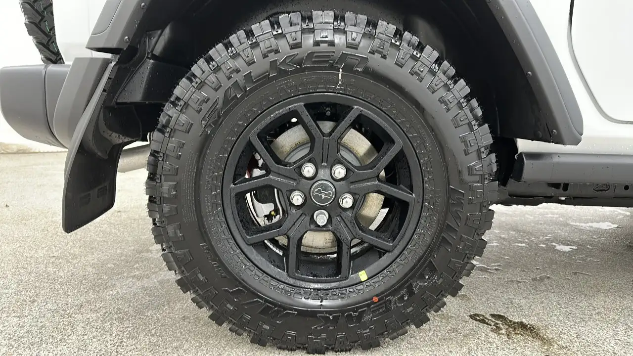 Jeep Wrangler снимка Jeep Wrangler