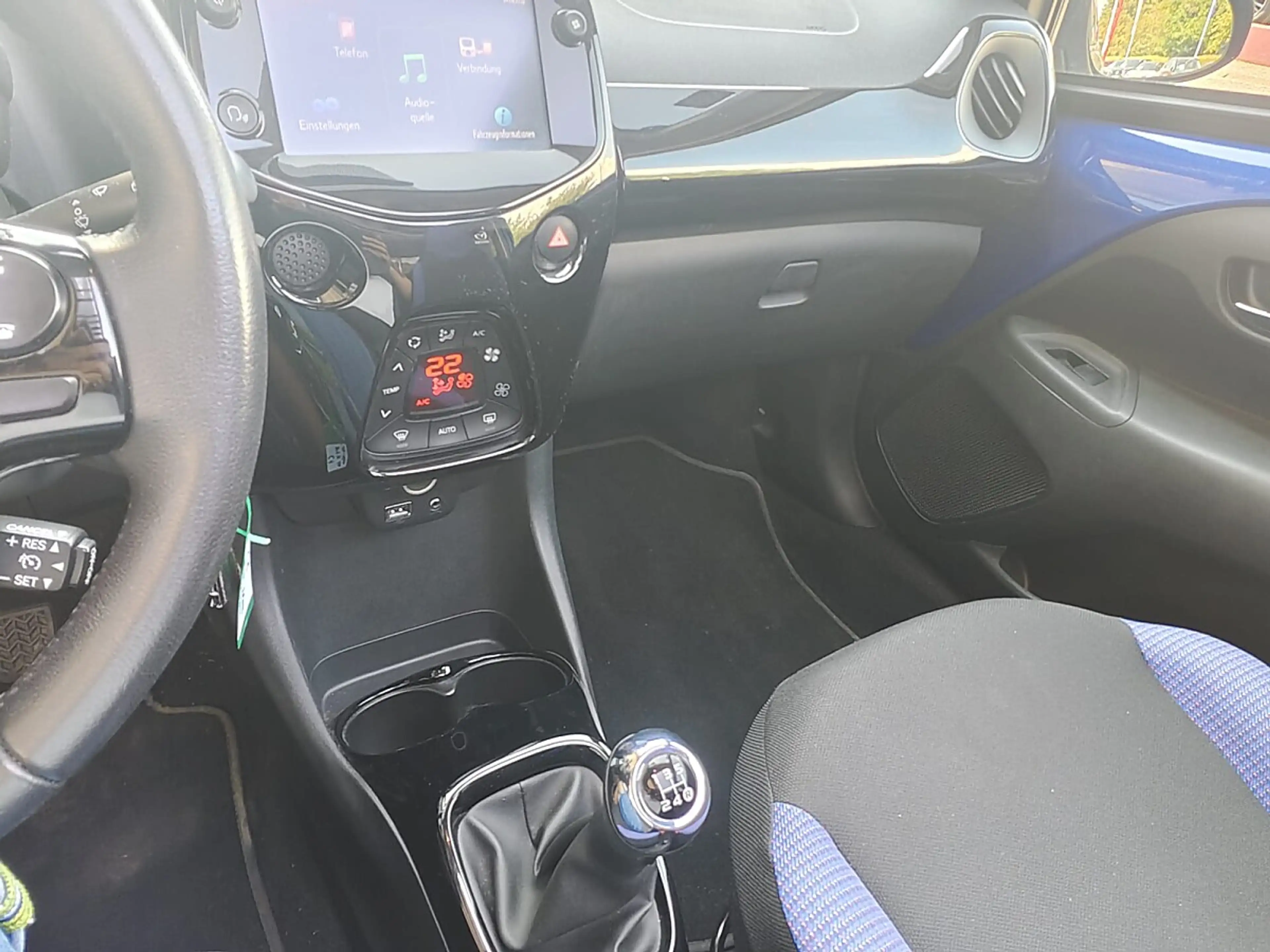 Citroen C1 Airscape VTi 72 manuell Shine — photo 13