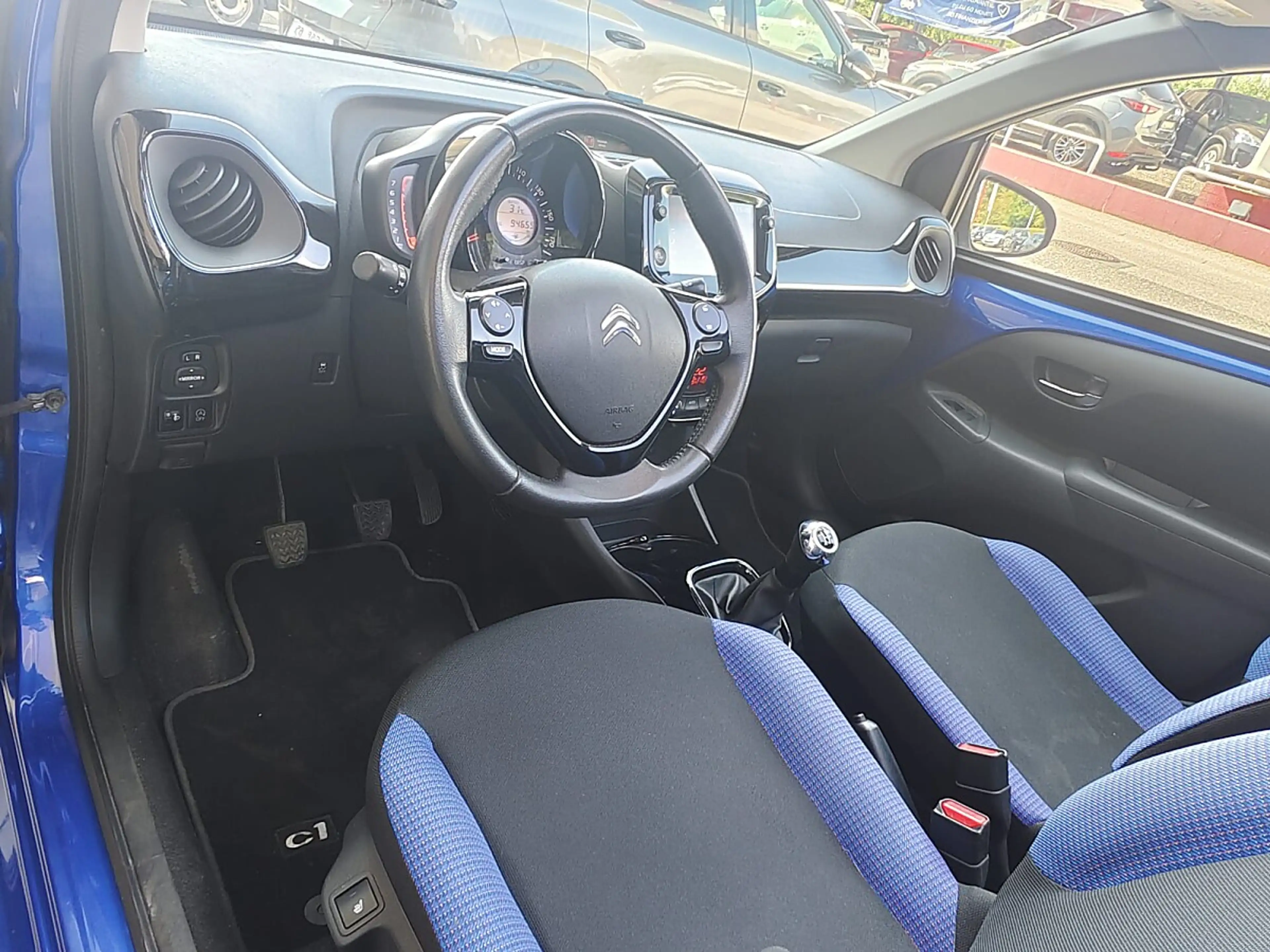 Citroen C1 Airscape VTi 72 manuell Shine — photo 11