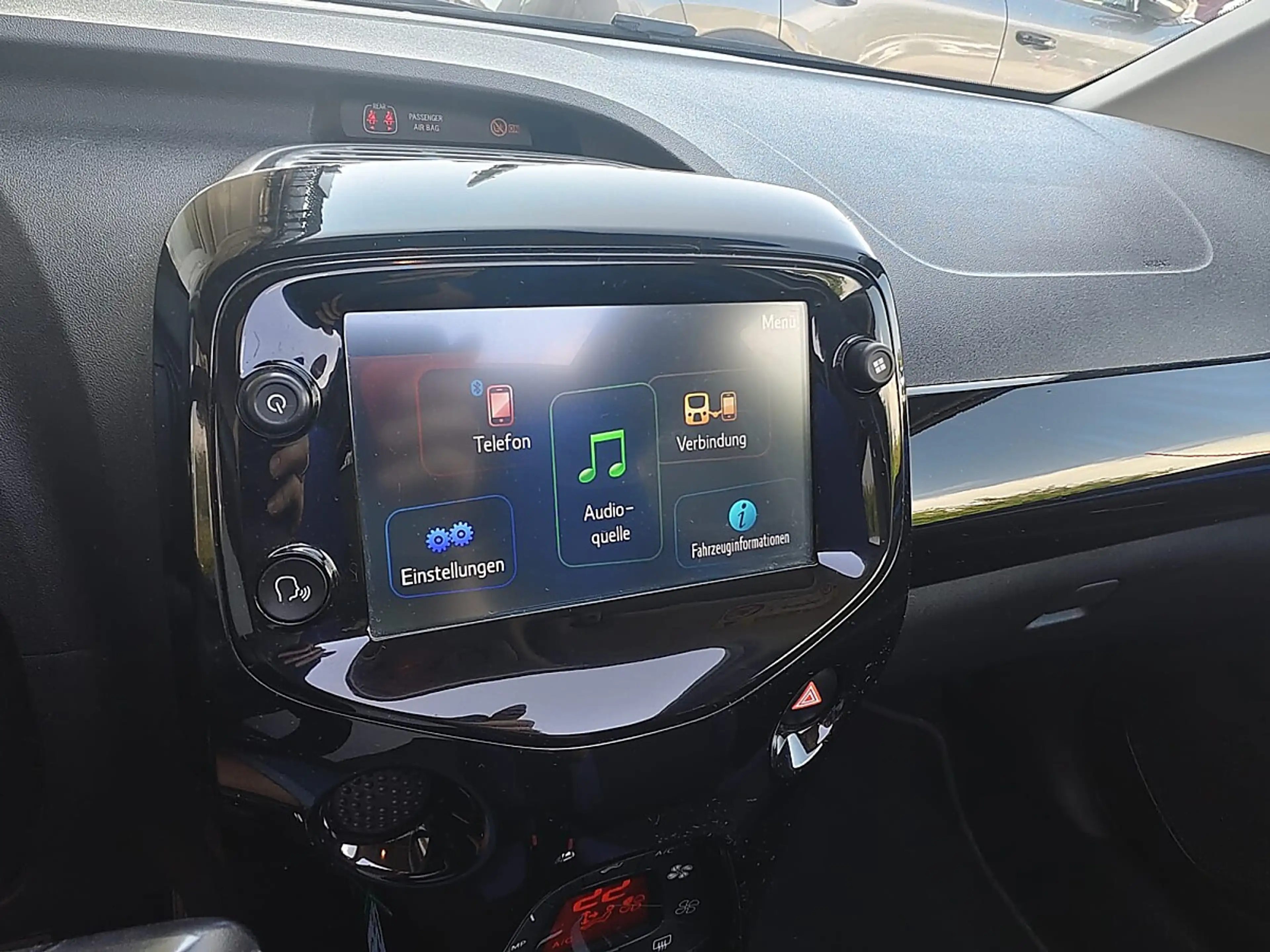 Citroen C1 Airscape VTi 72 manuell Shine — photo 14