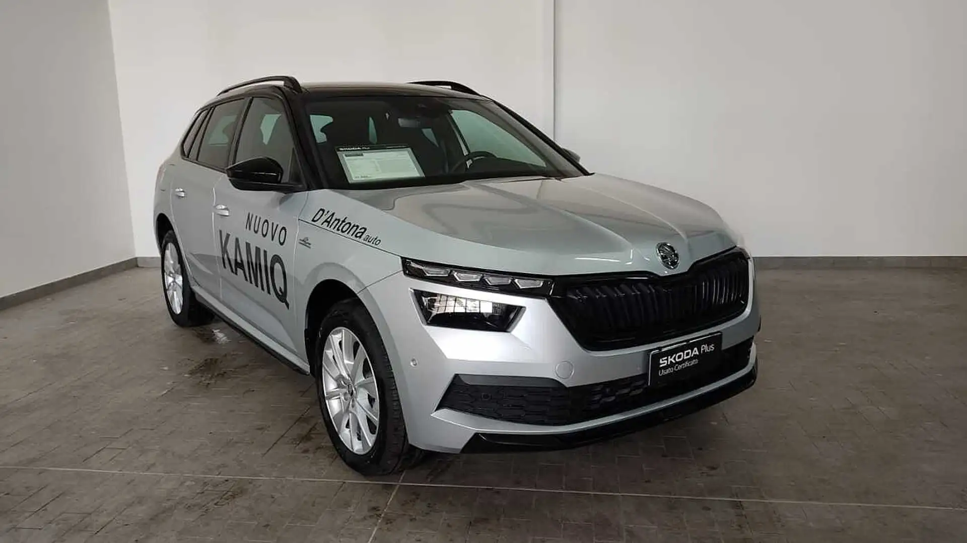 Skoda Kamiq 1.0 TSI 110 CV Monte Carlo Argento - 1