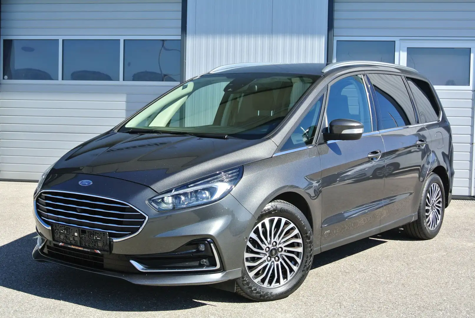 Ford Galaxy 2.0 EB AWD Aut. Titanium *7-SITZE * AHK * KAMERA Gris - 1
