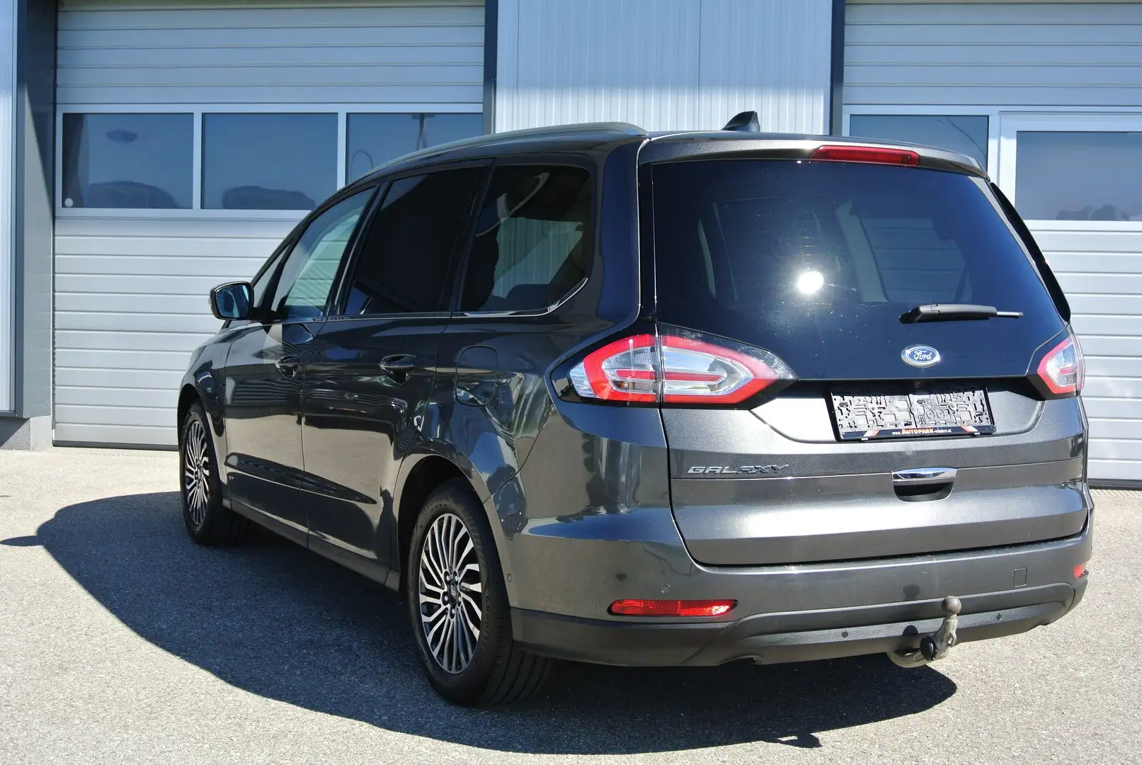 Ford Galaxy 2.0 EB AWD Aut. Titanium *7-SITZE * AHK * KAMERA Gris - 2