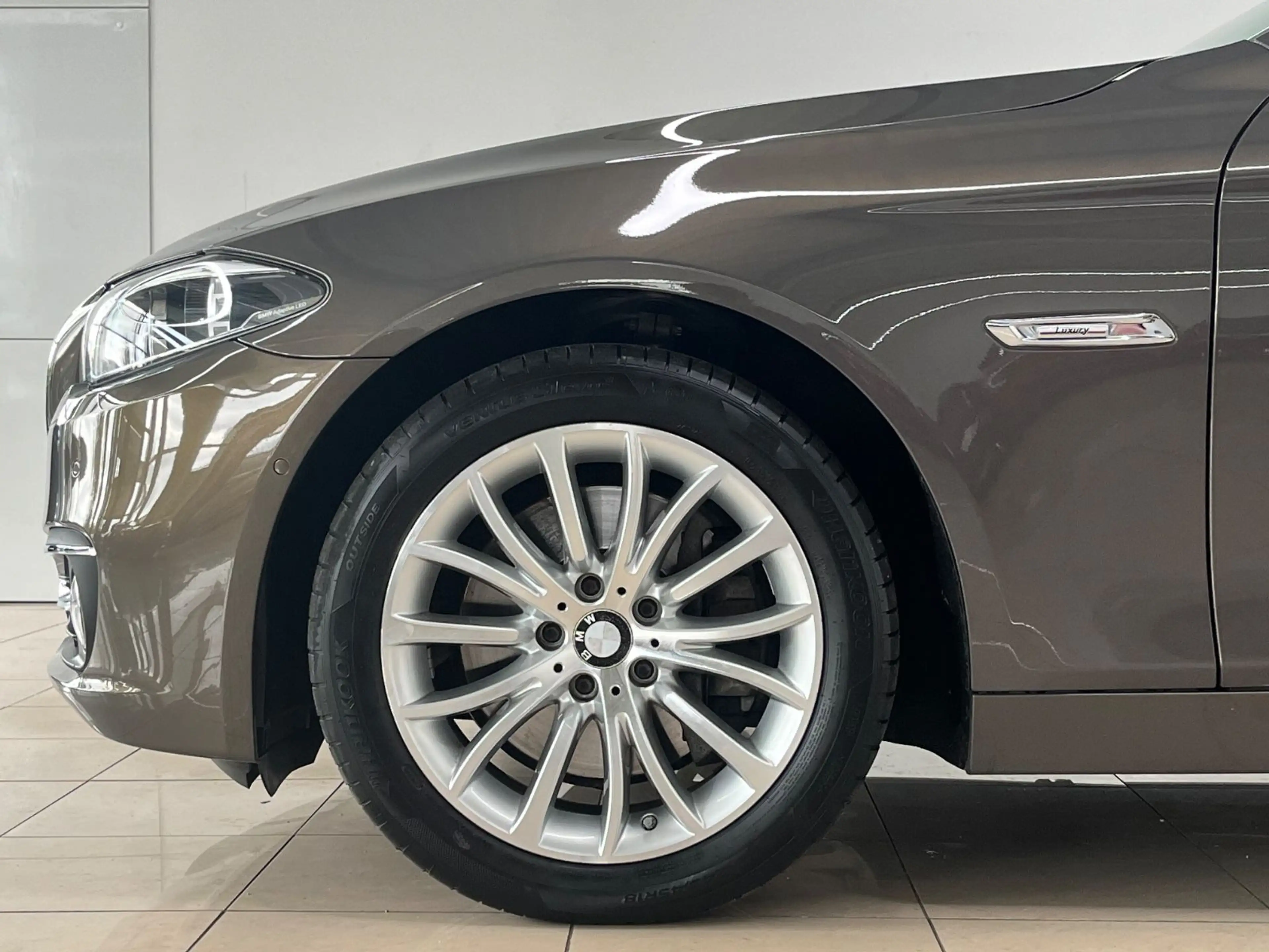 BMW 535 Touring xDrive LUXURY HEUDUP PANO SOFT RFK — photo 6
