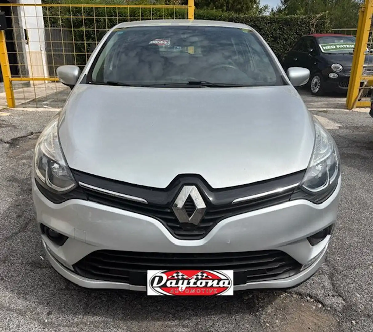 Renault Clio Clio IV 2017 0.9 tce energy Business Gpl 90cv my18 Argento - 1