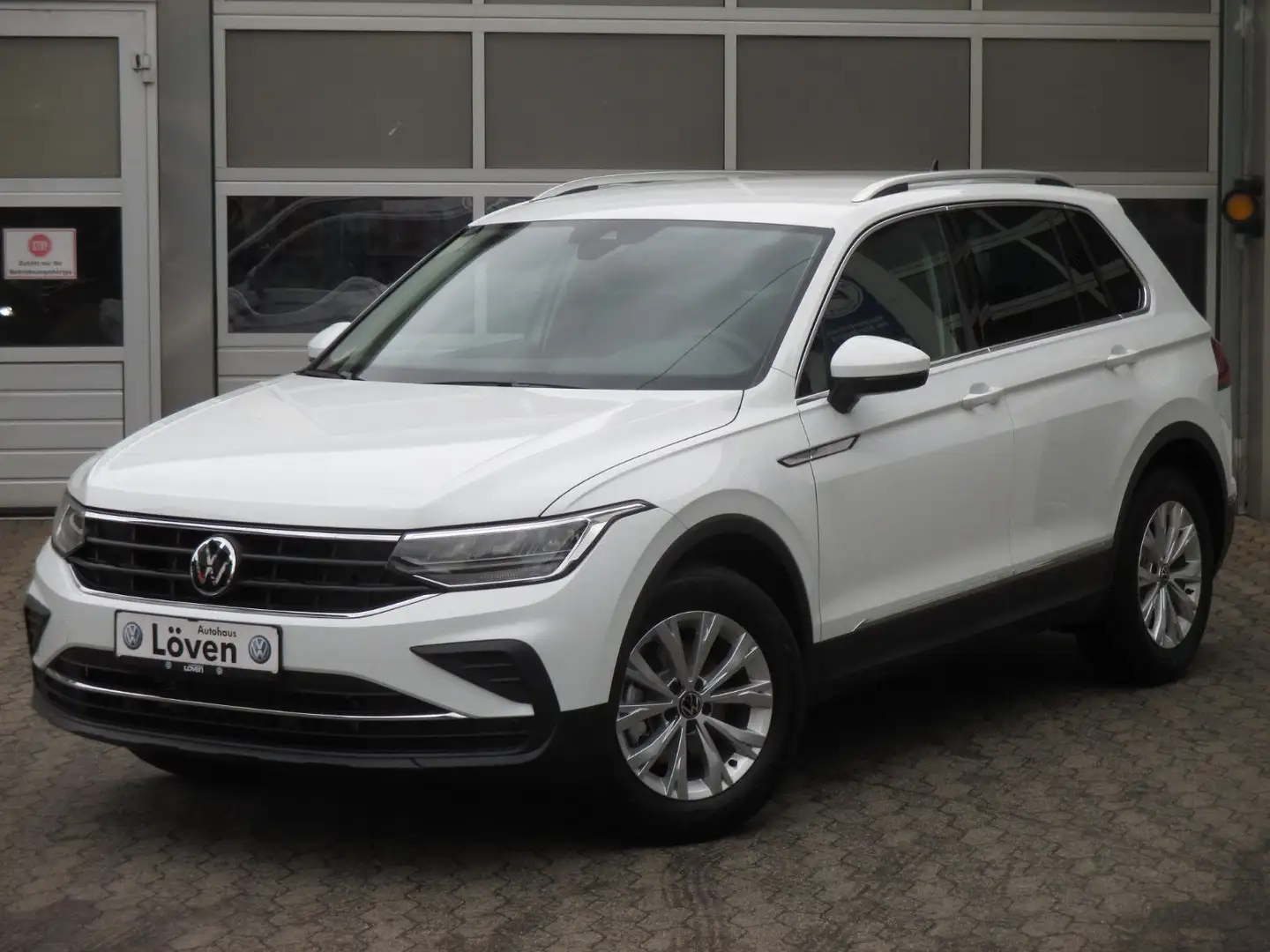 Volkswagen Tiguan 1.5 TSI DSG Life|AHK|NAVI|5JGAR|SHZ|LED Weiß - 1