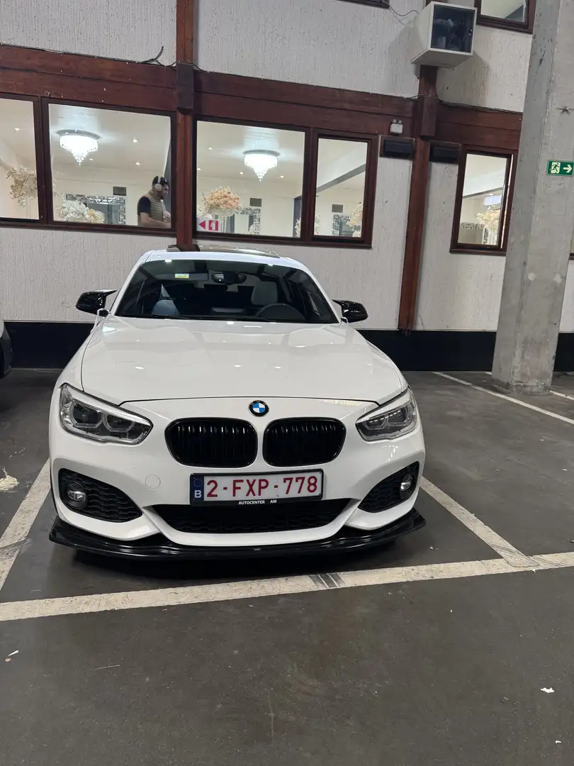 BMW 118 I F20 M performance pakket - 1