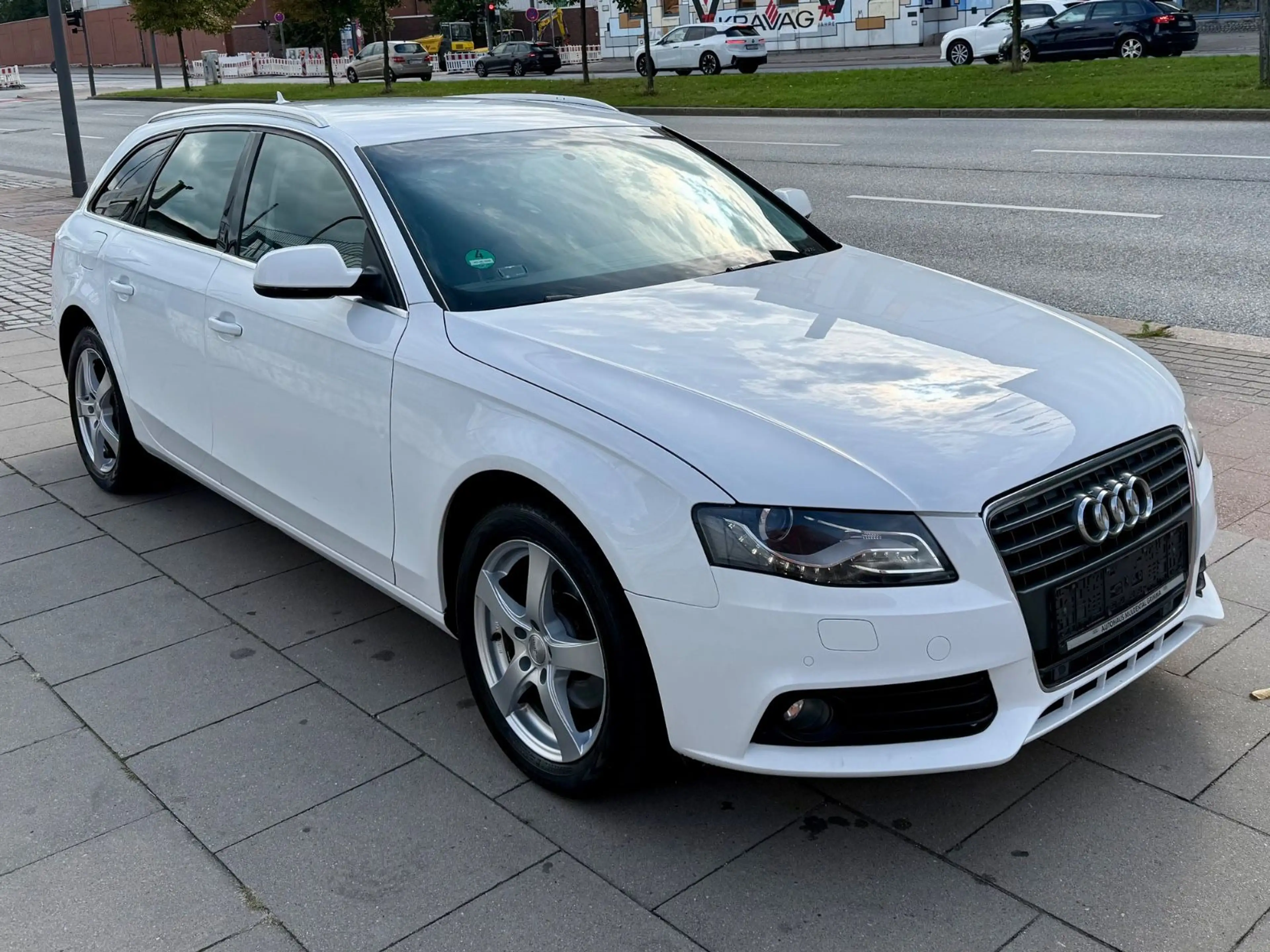 Audi A4 Avant Ambiente * AUOMATIK * TÜV NEU — photo 6