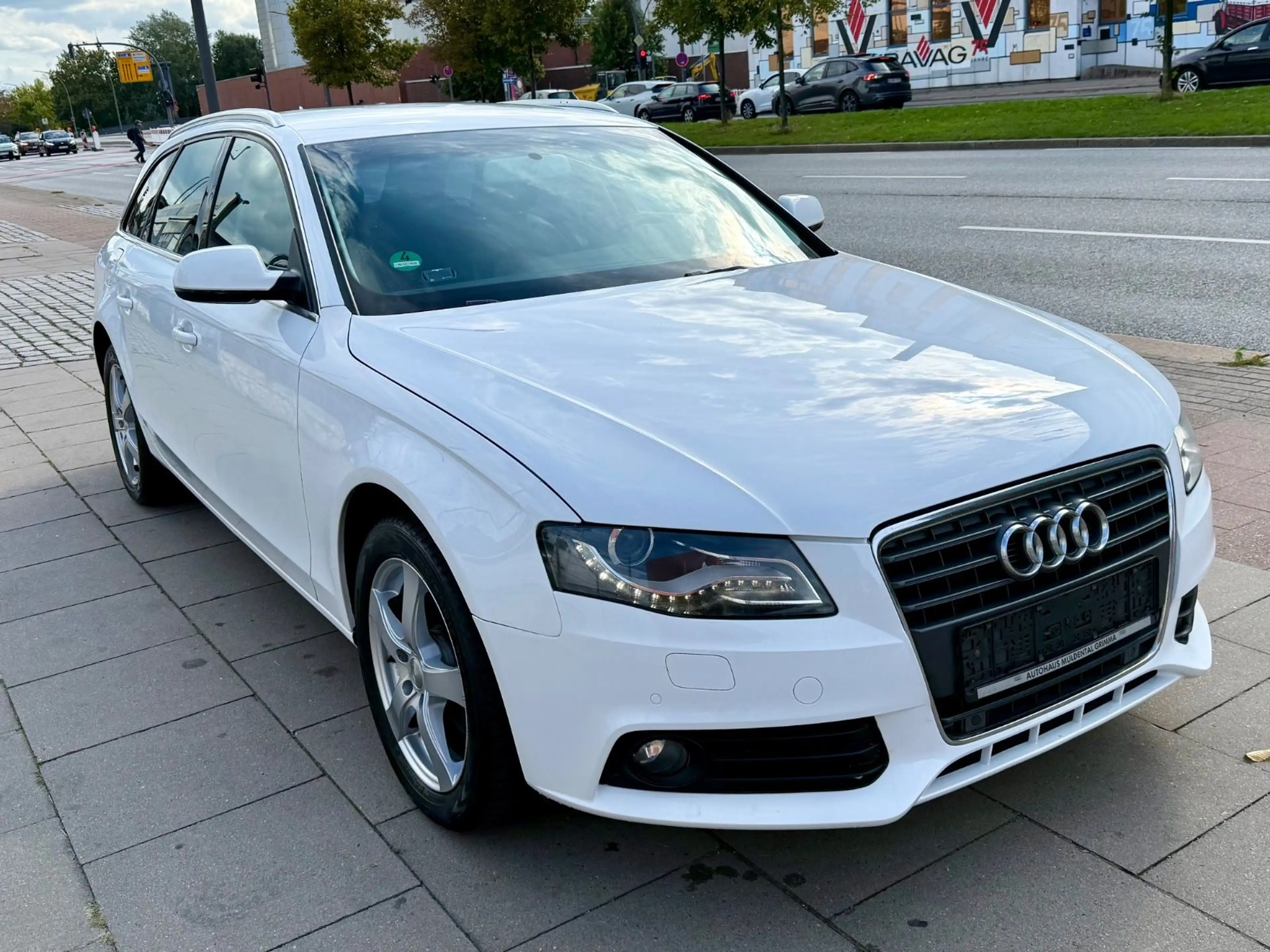 Audi A4 Avant Ambiente * AUOMATIK * TÜV NEU — photo 5