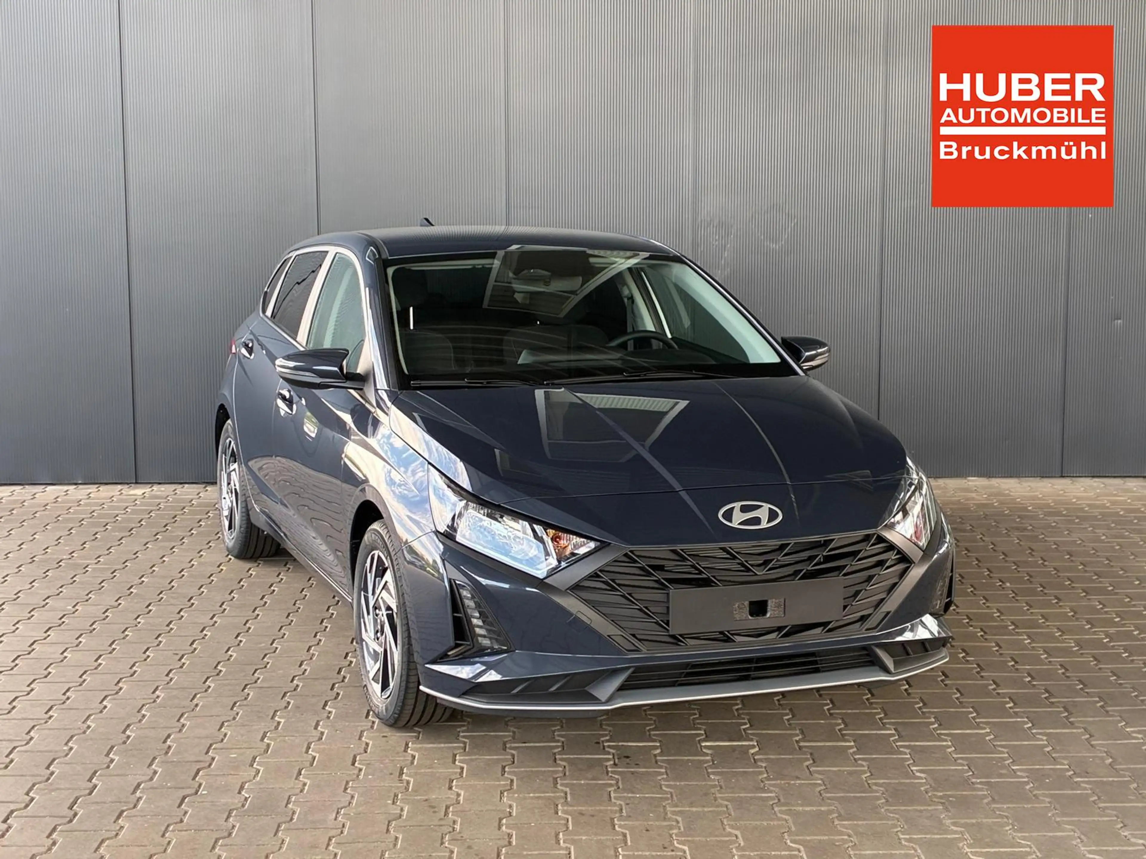 Hyundai i20 Pure 1.2 MPI / Navi PDC Hinten + Kamera Abgedun... — photo 4