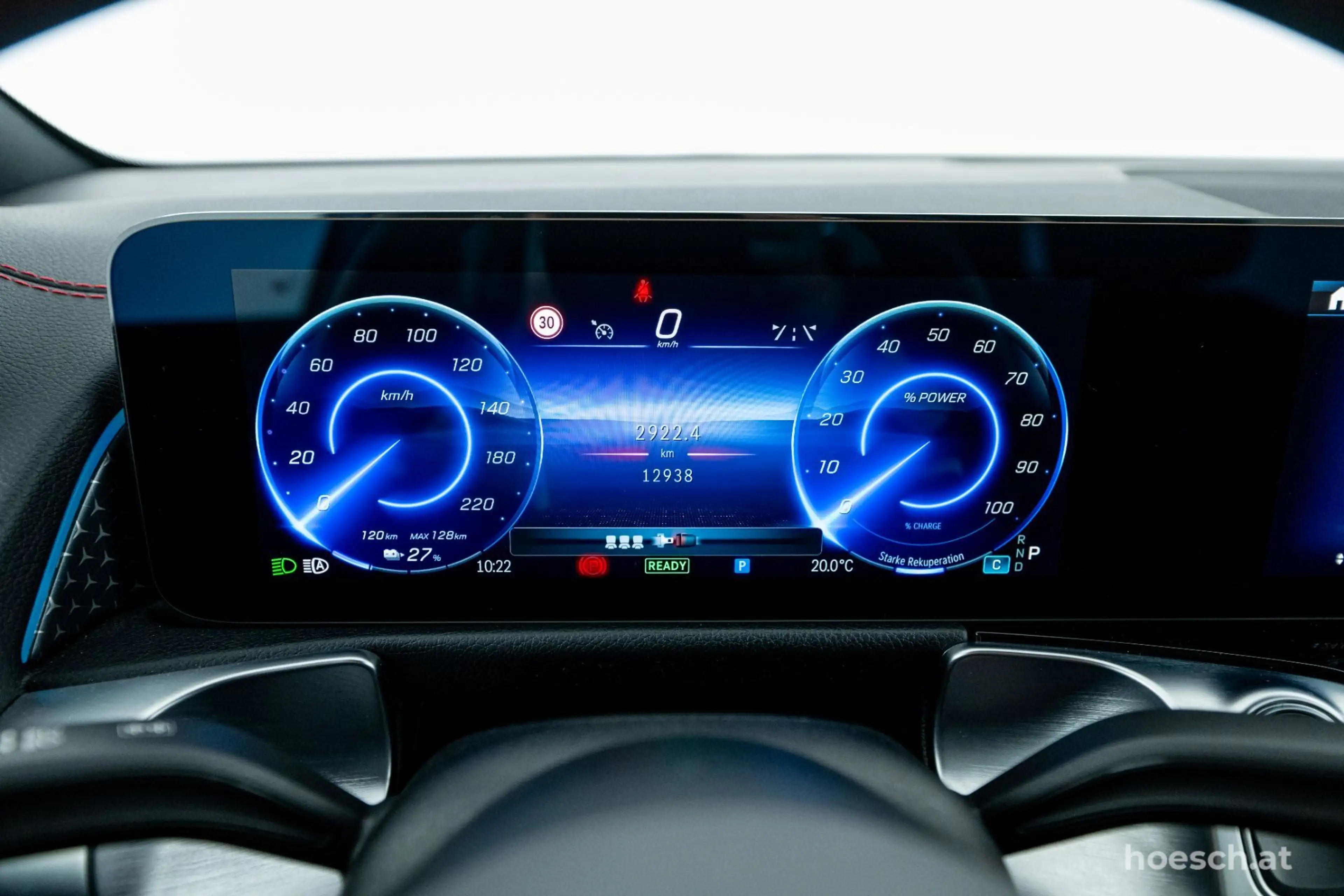 Mercedes-Benz EQB 300 4M AMG ADVANCED PLUS AHK AUGMENTED REALITY -32% — photo 11