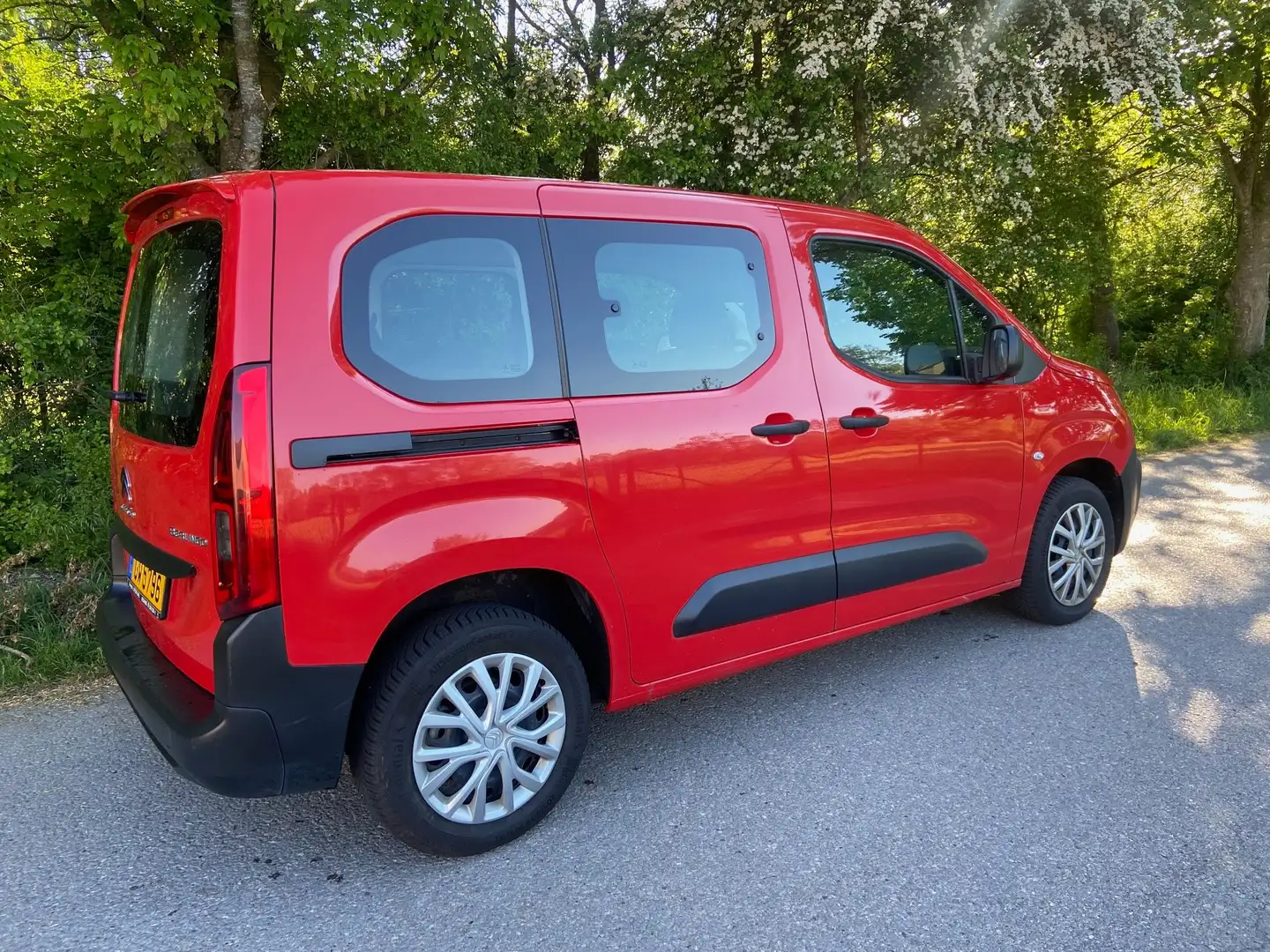 Citroen Berlingo Berlingo 1.6 HDI First Rot - 1