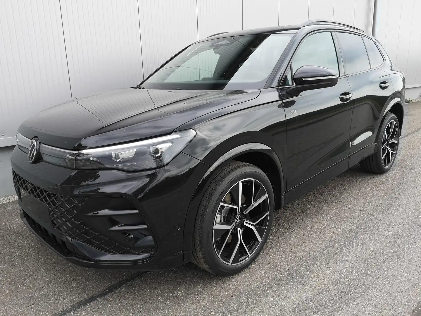 Volkswagen Tiguan 2.0 TDI R-Line DSG ABT 4Motion GV5 Schwarz - 1