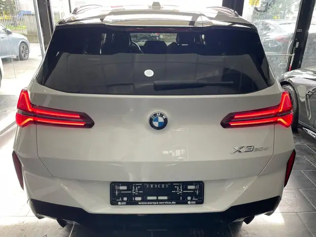 BMW X3 view 6
