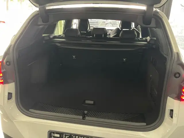 BMW X3 view 10
