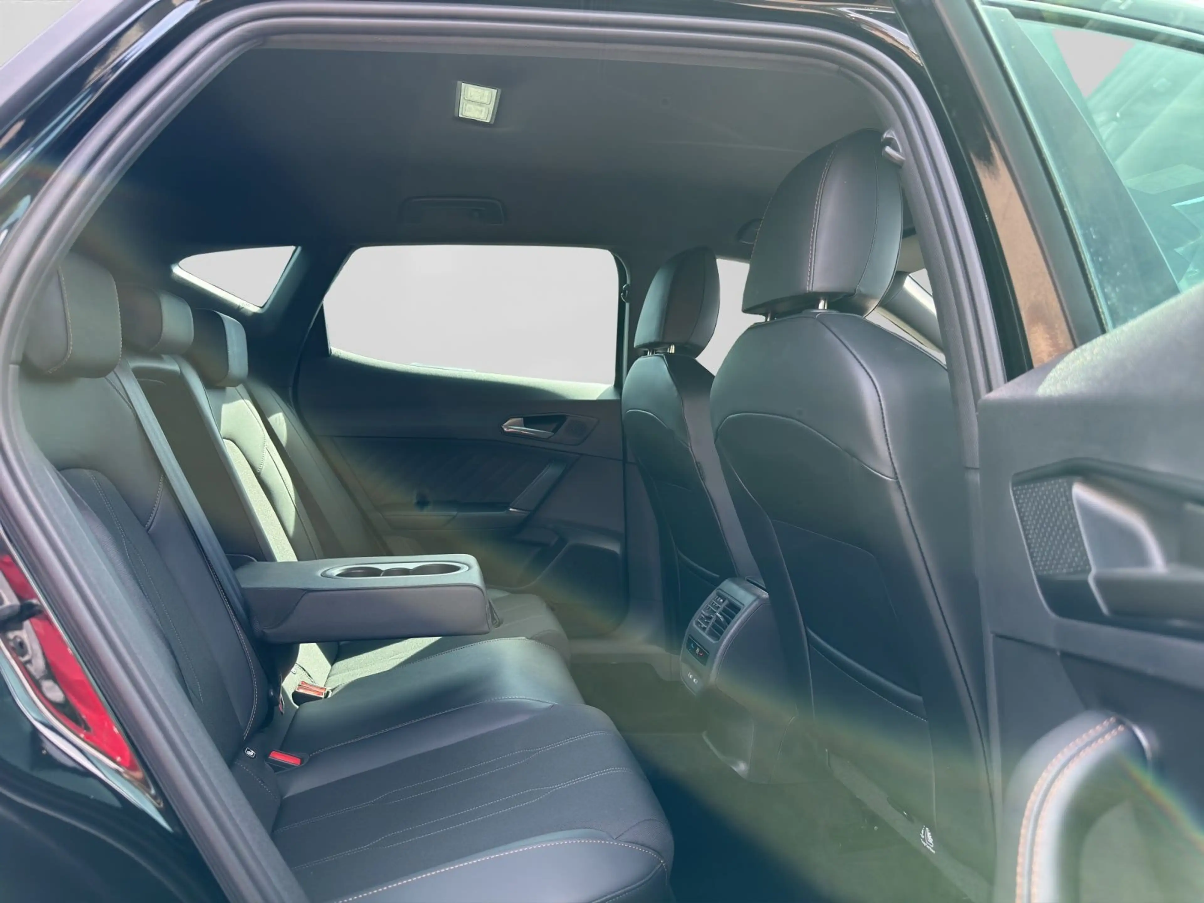 CUPRA Formentor 2.0 TDI DSG NAVI ACC SH PDC+ SOUND — photo 6