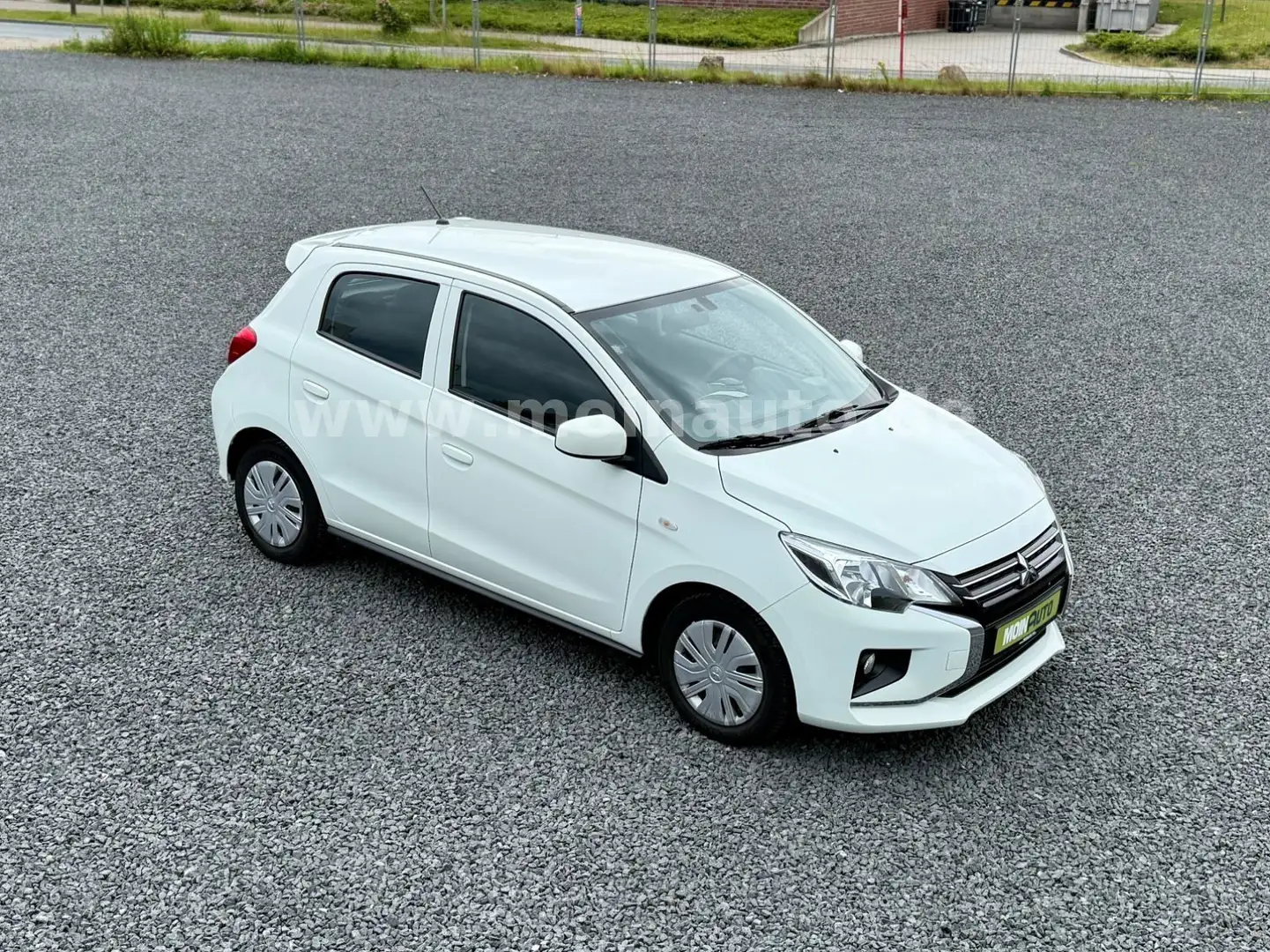 Mitsubishi Space Star Select Weiß - 2