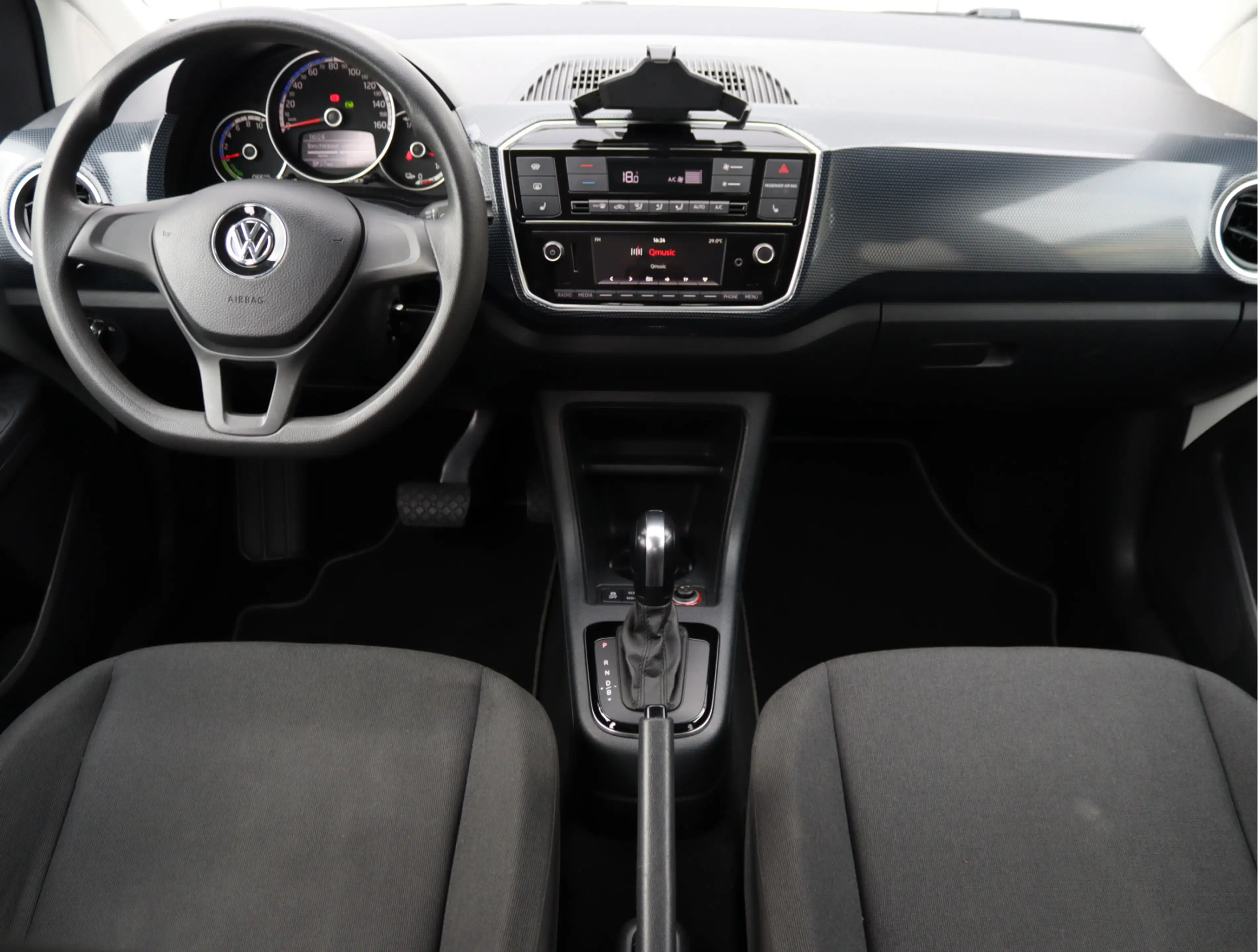 Volkswagen e-up! | SOH 90,7% | Winter Pakket | Camera | Cruise Cont — photo 4