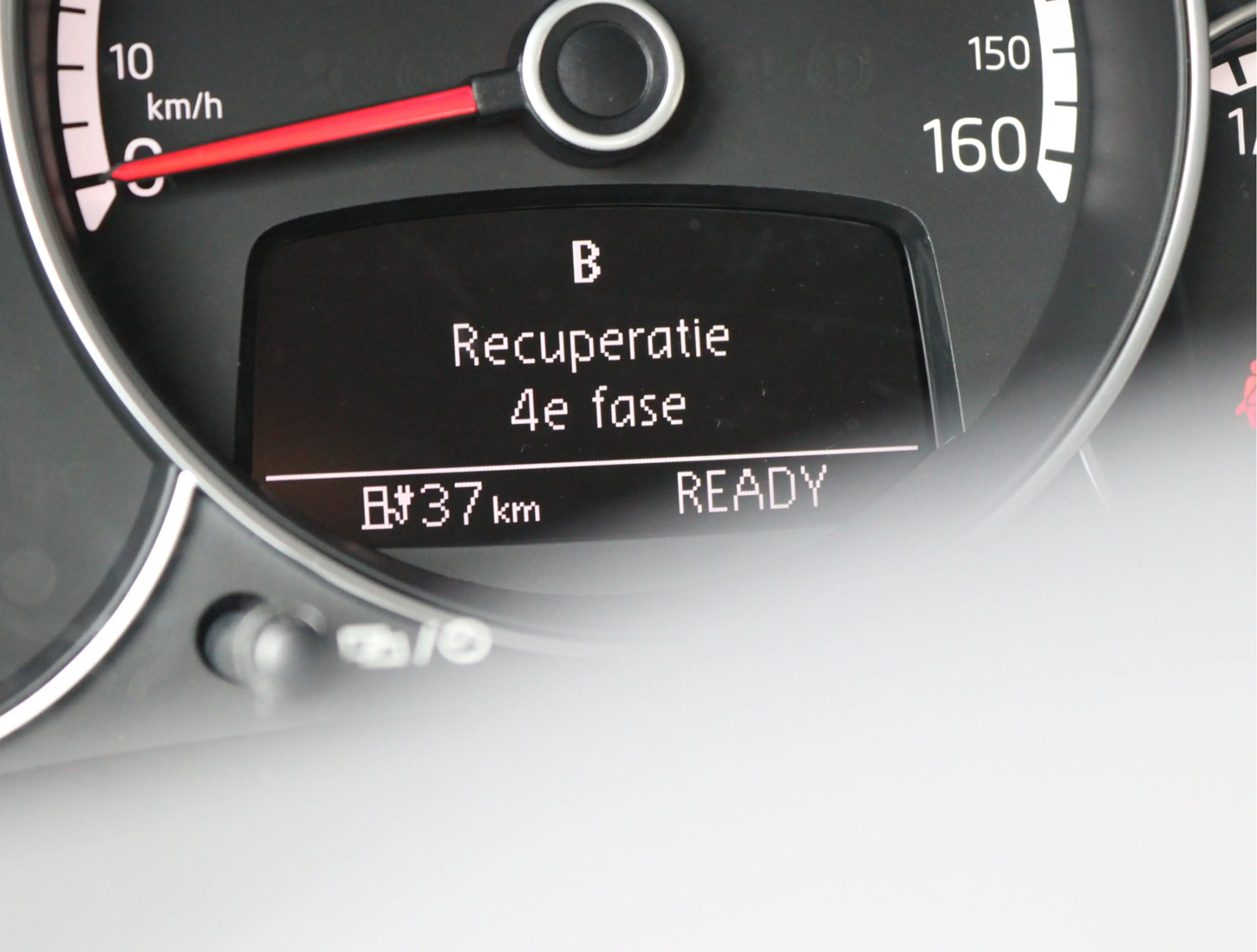 Volkswagen e-up! | SOH 90,7% | Winter Pakket | Camera | Cruise Cont — photo 45