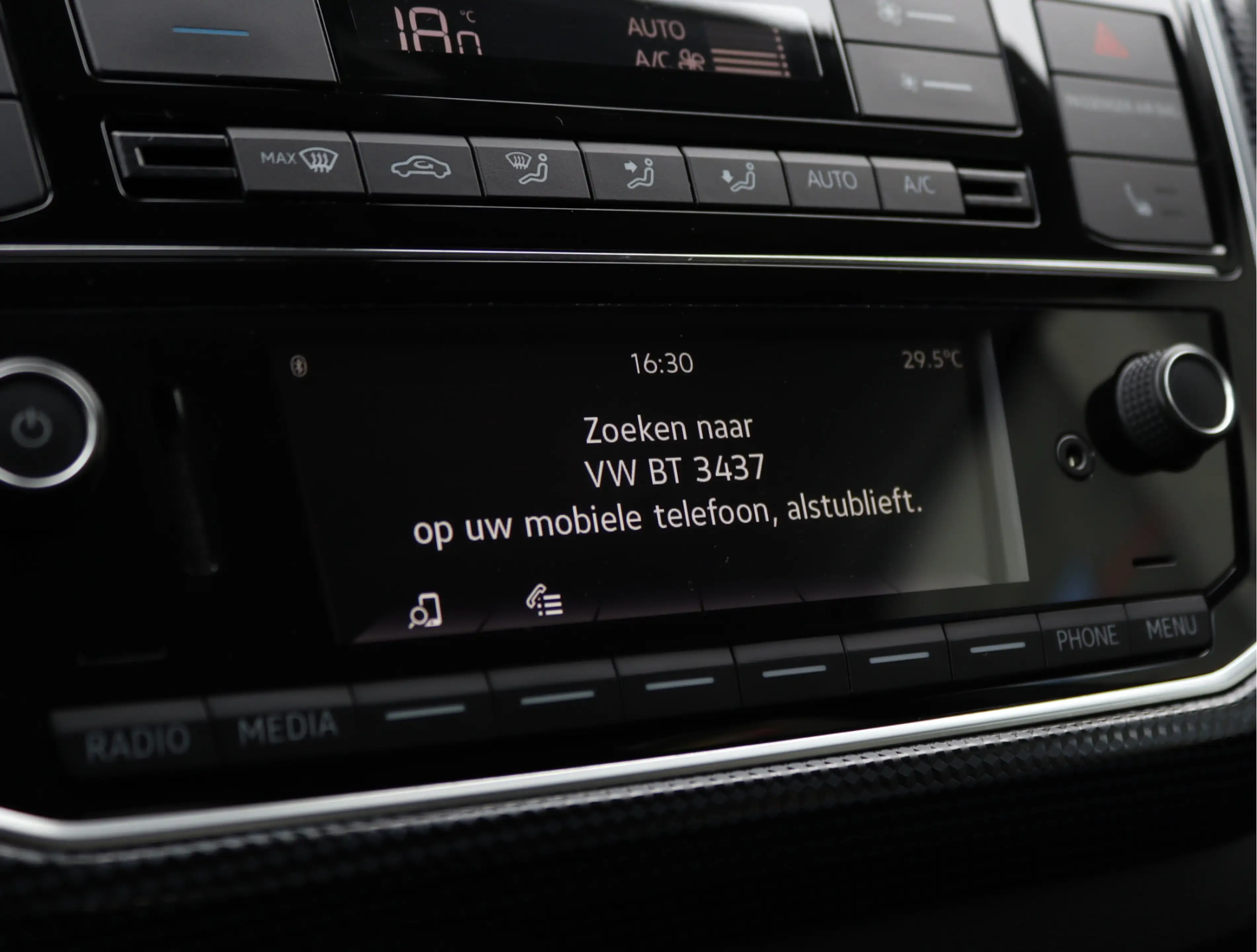 Volkswagen e-up! | SOH 90,7% | Winter Pakket | Camera | Cruise Cont — photo 41