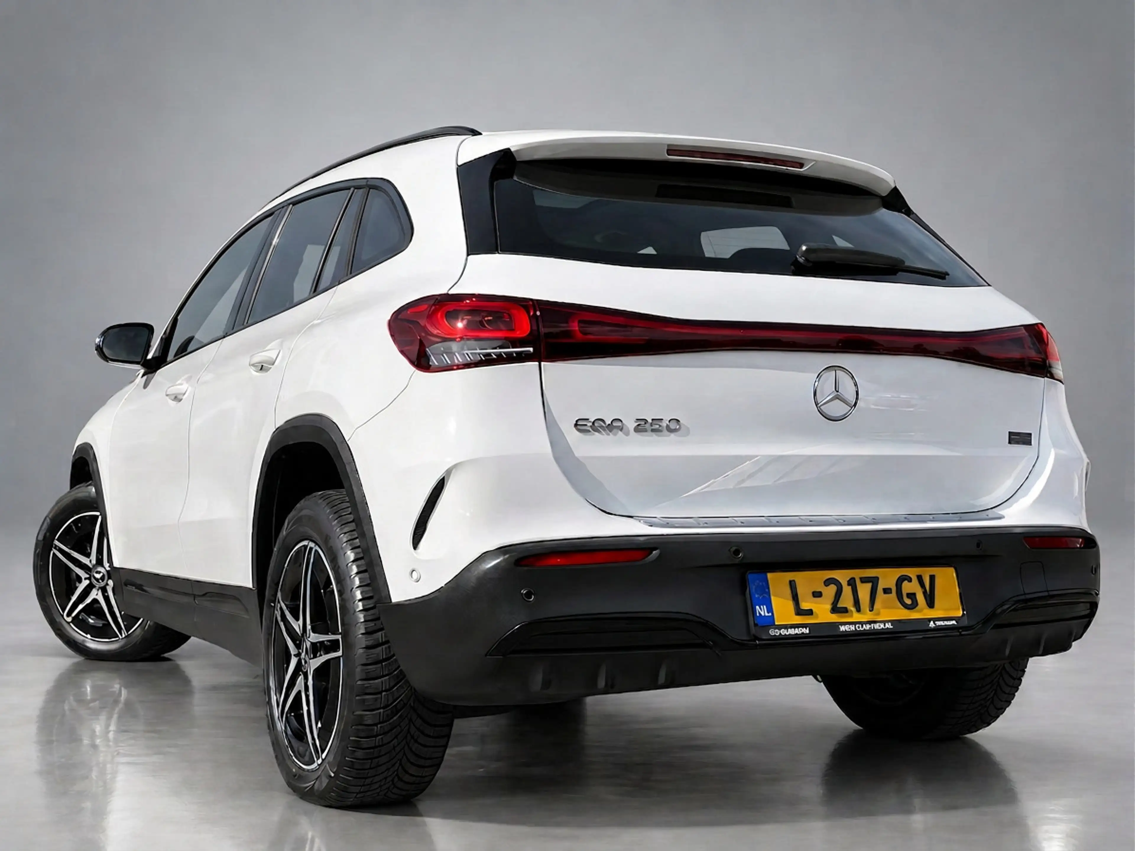 Mercedes-Benz EQA 250 Business Solution AMG 67 kWh | 1e eigenaar | deale — photo 7